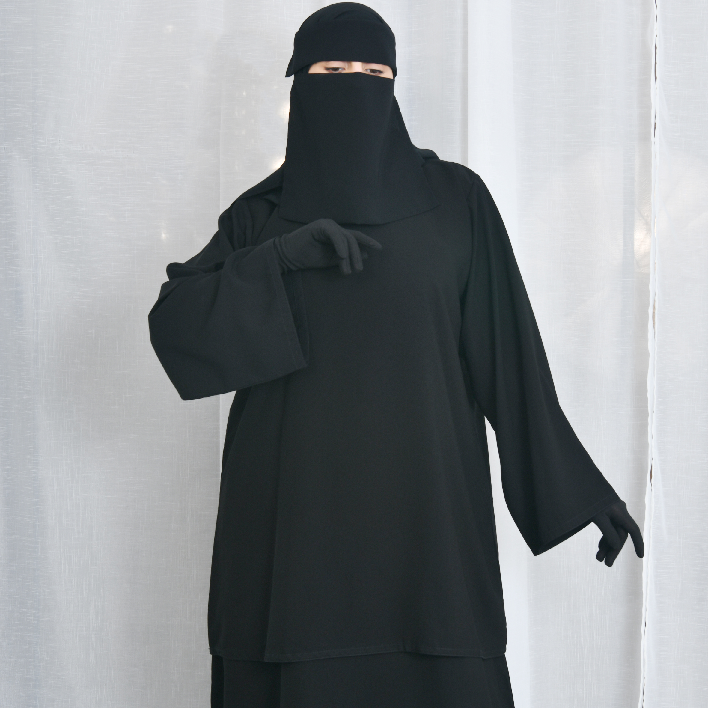  عباية كتف سادة بقطعتين متصلة 