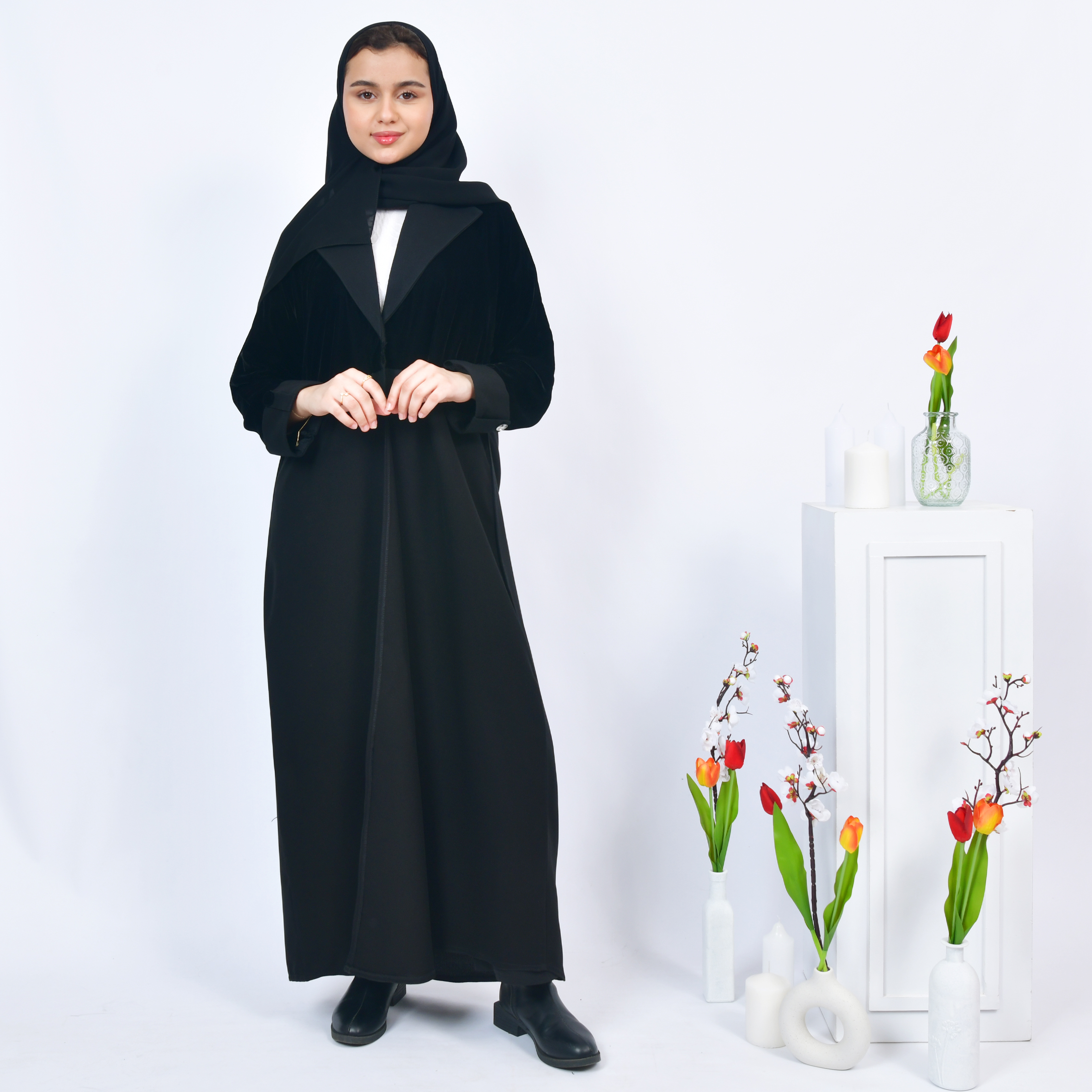  عباية بناتية شتوية بقماش الكريب والمخمل على الجزء العلوي  
