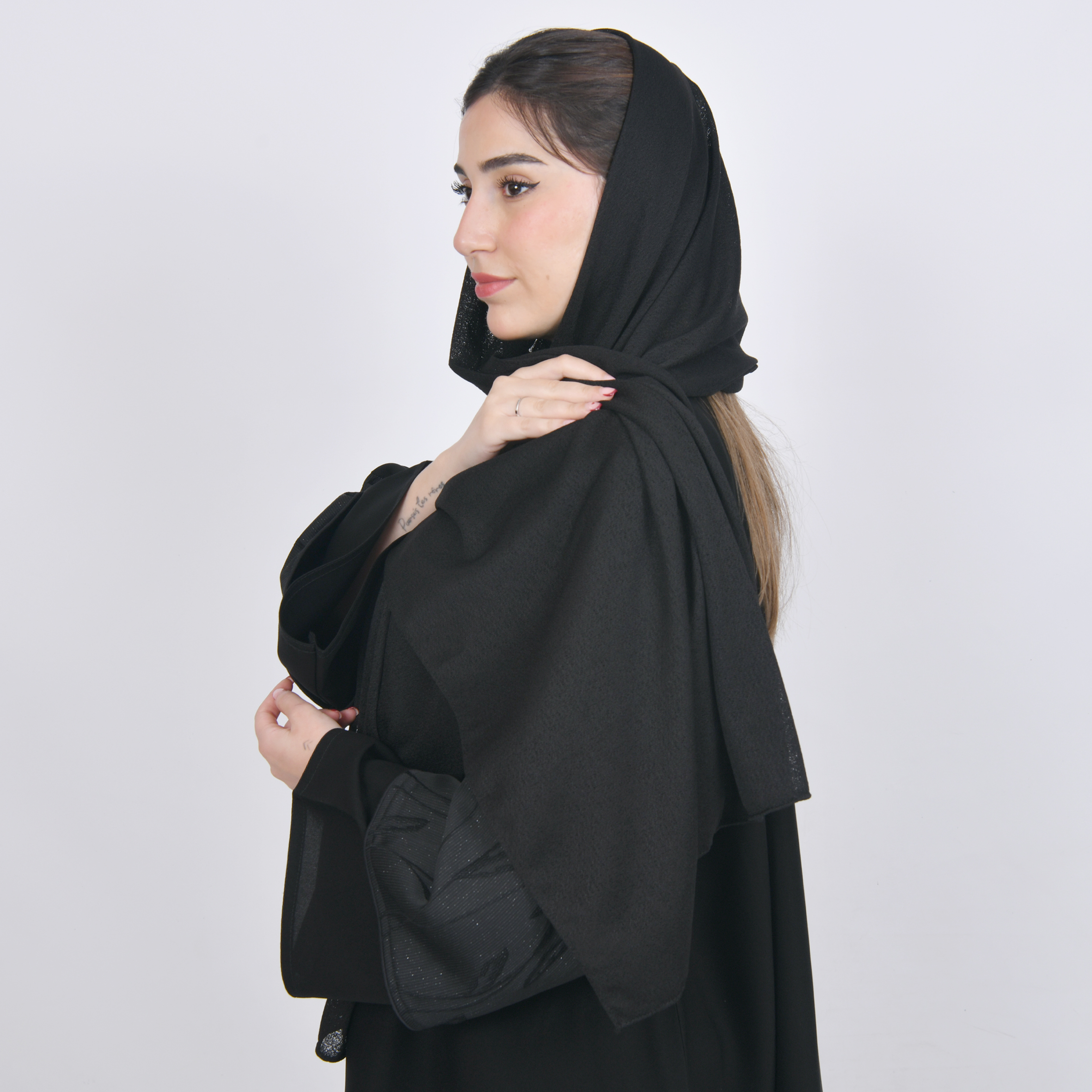  طرحه شاش بلون الاسود 