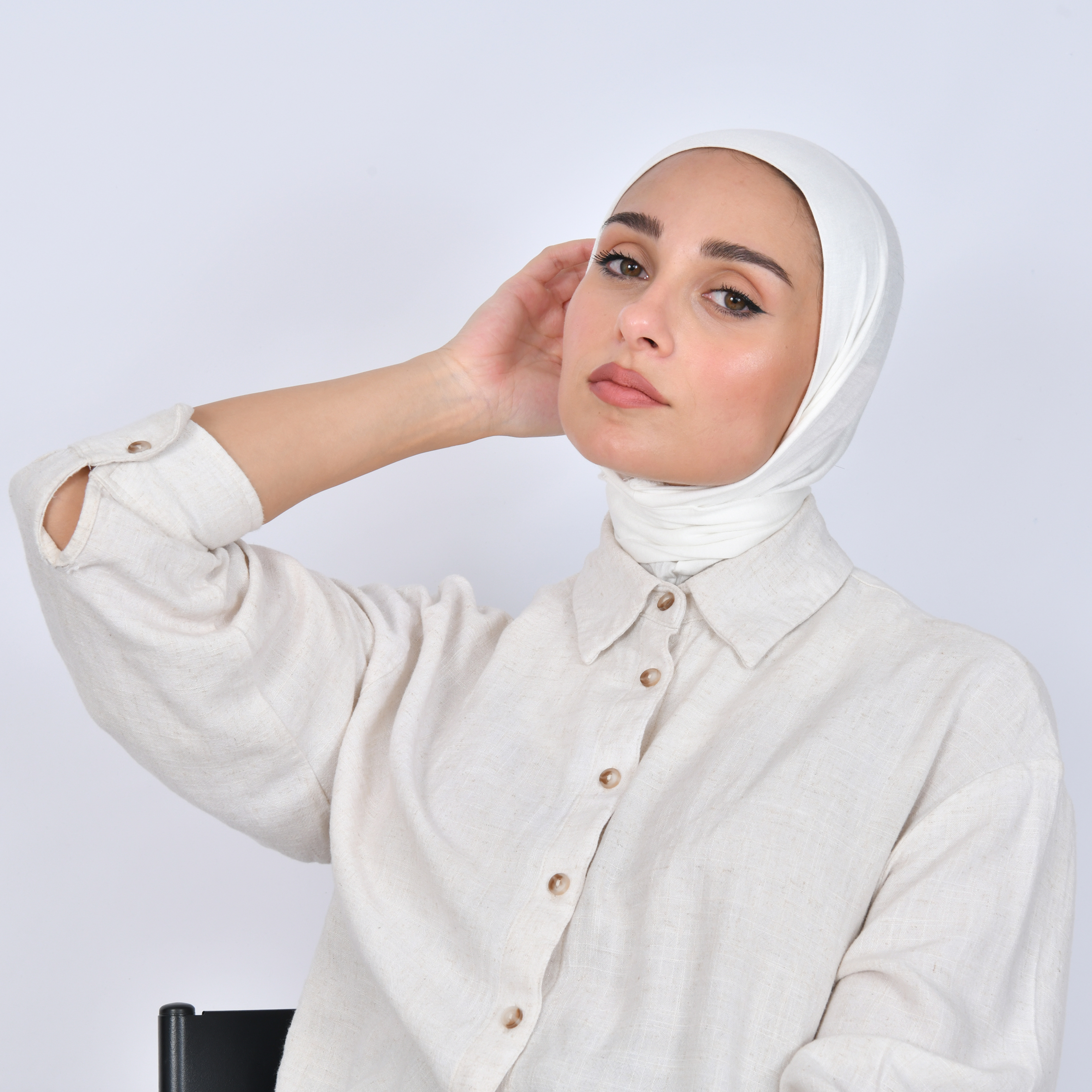  طرحة قطنية بطقطق - اوف وايت 