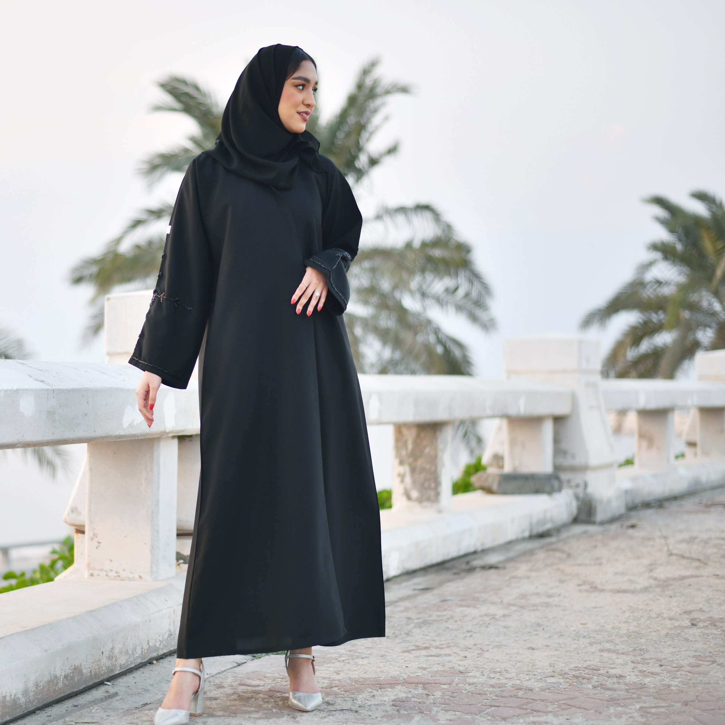  عباية لف راقية - متجر عبايات حوراء 