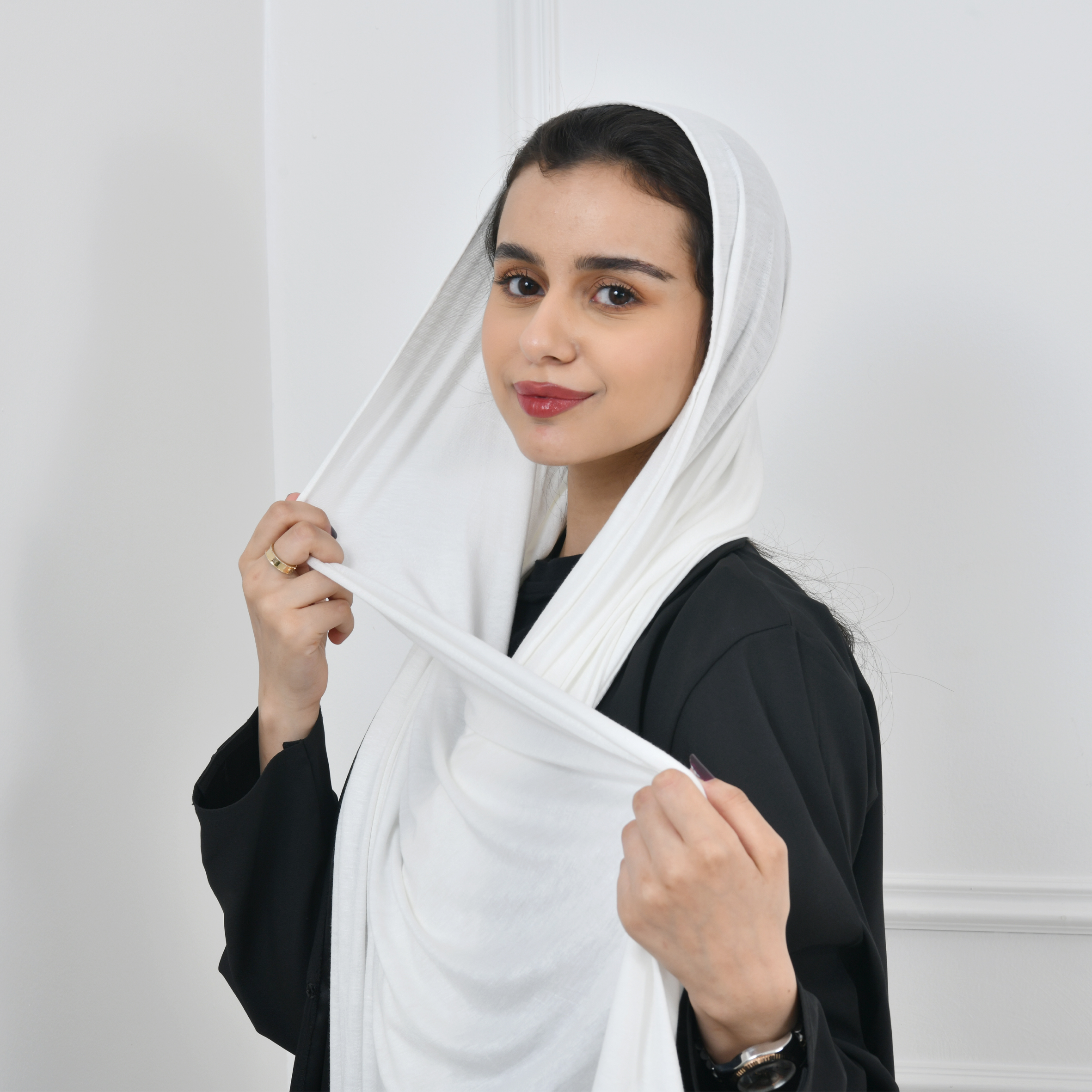 طرحه قطن ابيض  