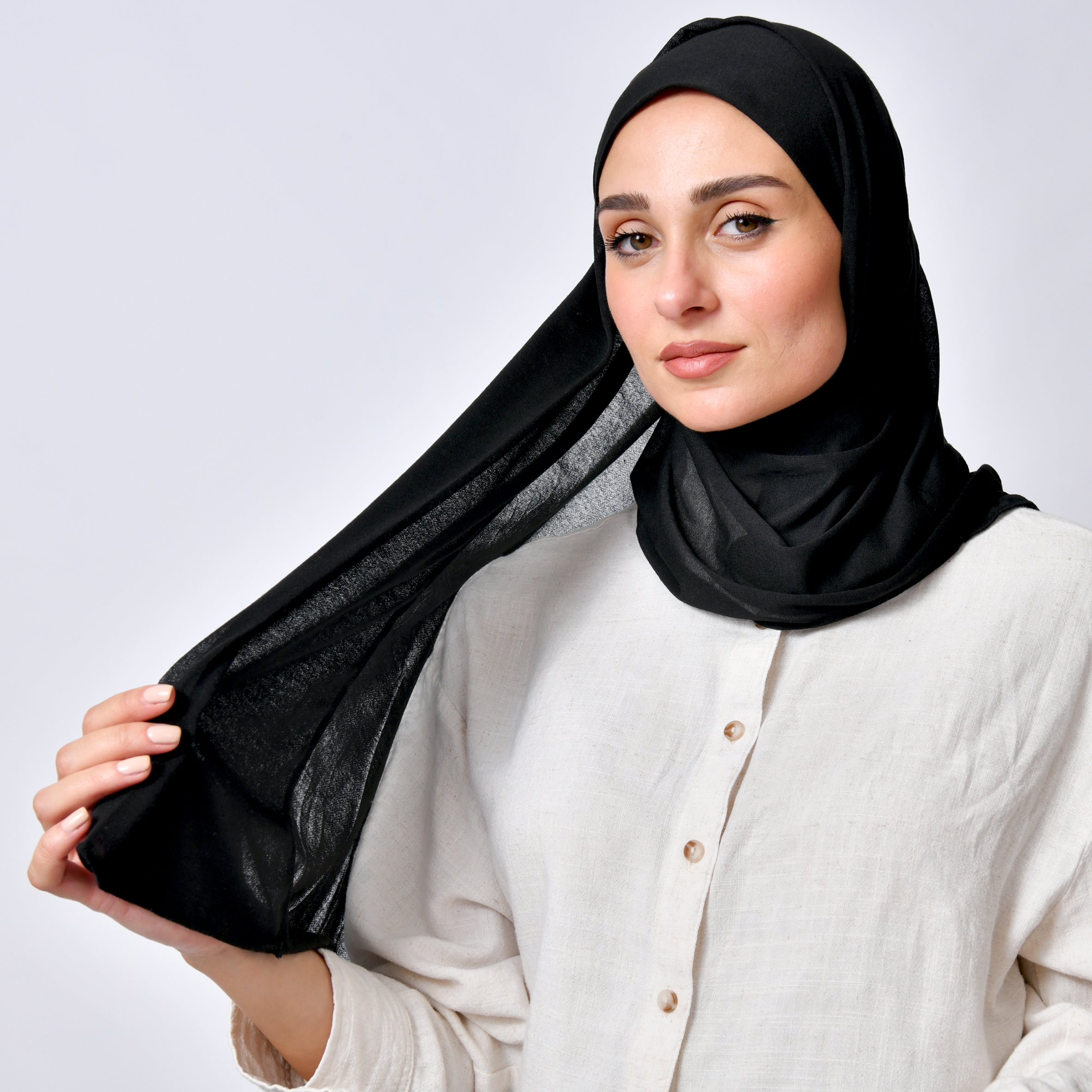  طرحة قطن ربع مبطنة من الامام بخياطة - سوداء 