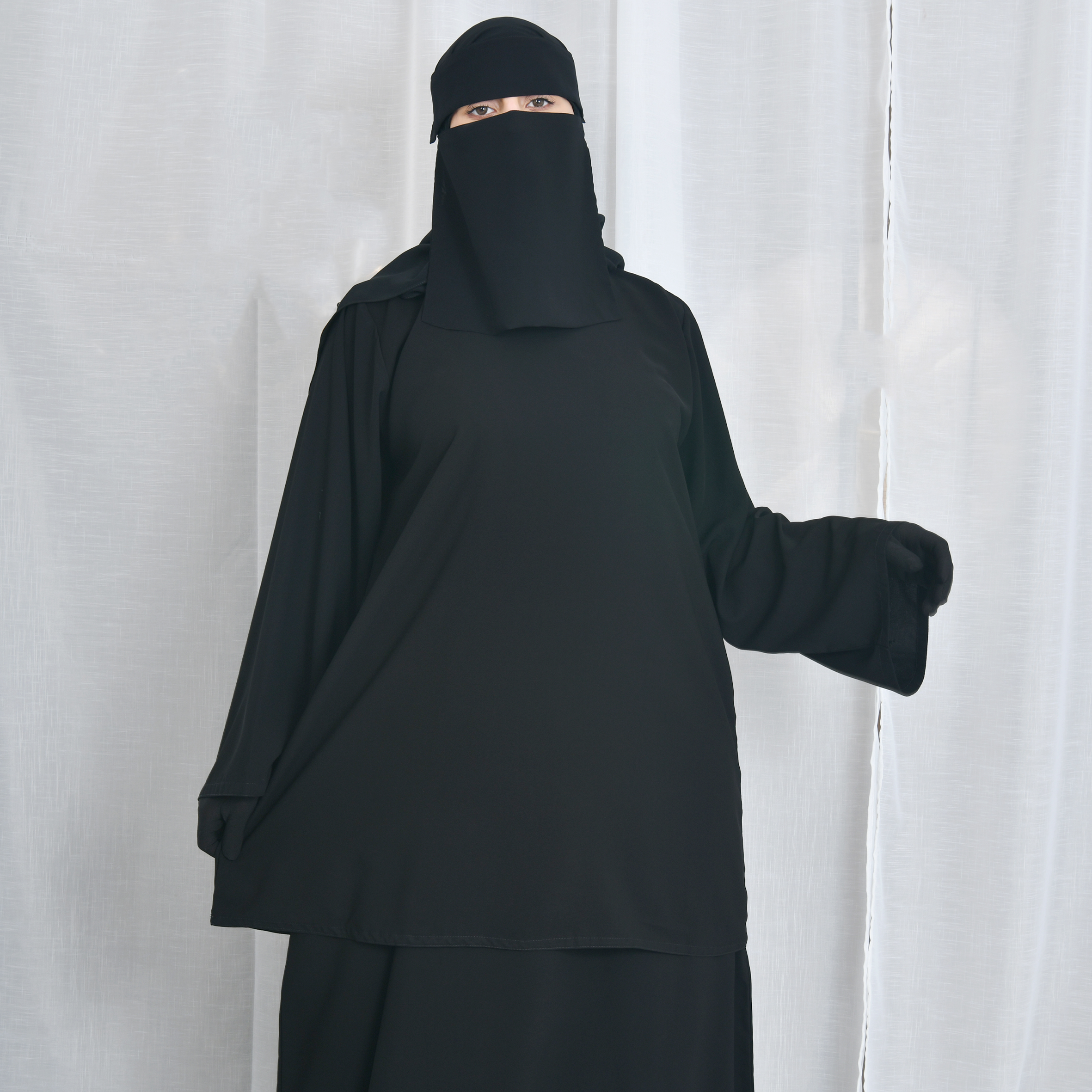  عباية كتف سادة بقطعتين متصلة 
