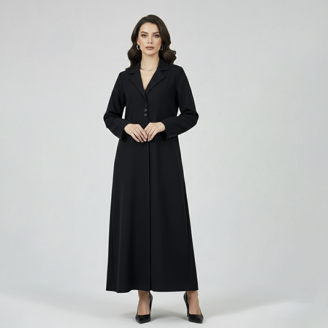  بليزر اسود بقصّة مستقيمة وياقة كلاسيكية – تصميم Minimal Luxury 