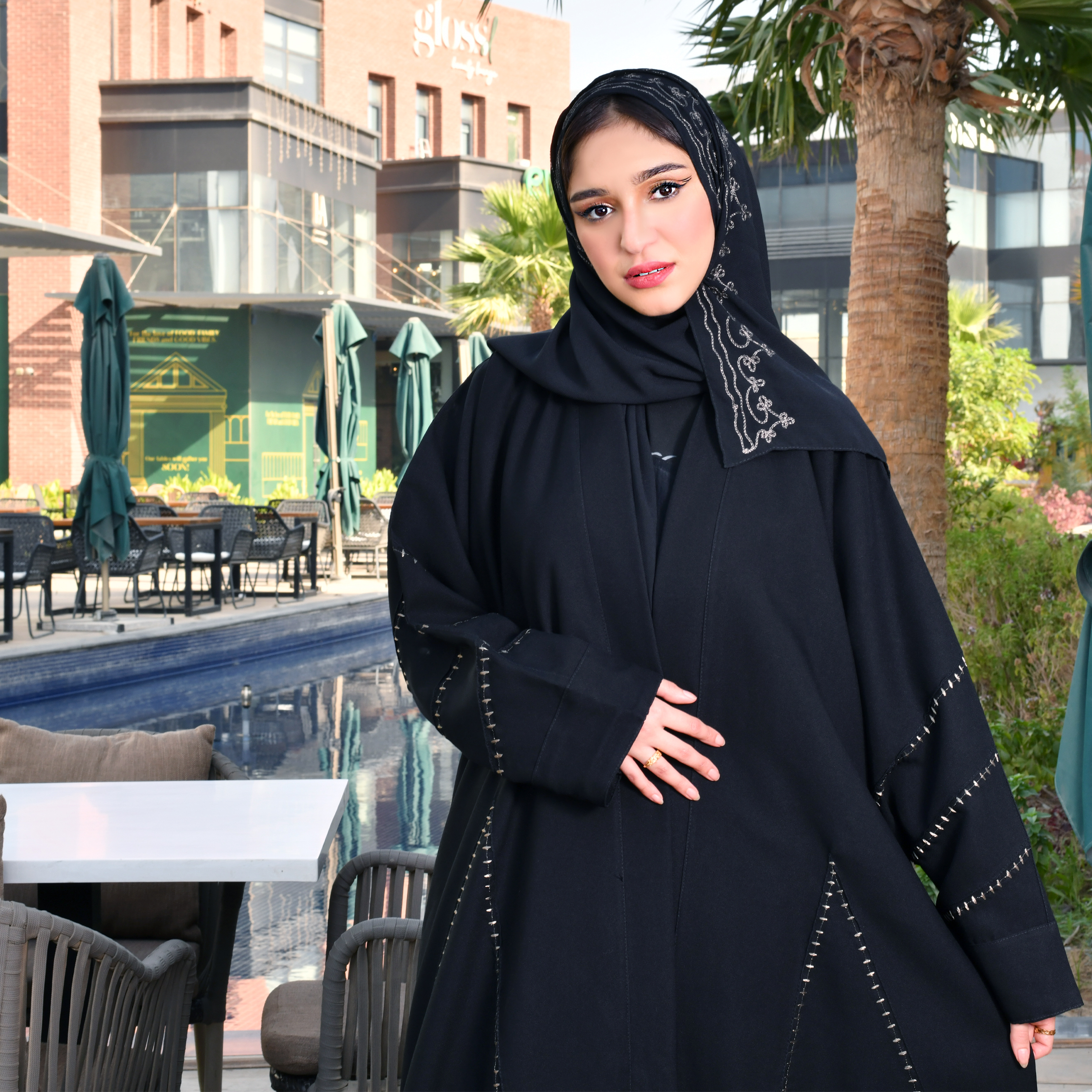  عباية نسائيه فخمة - متجر عبايات حوراء 