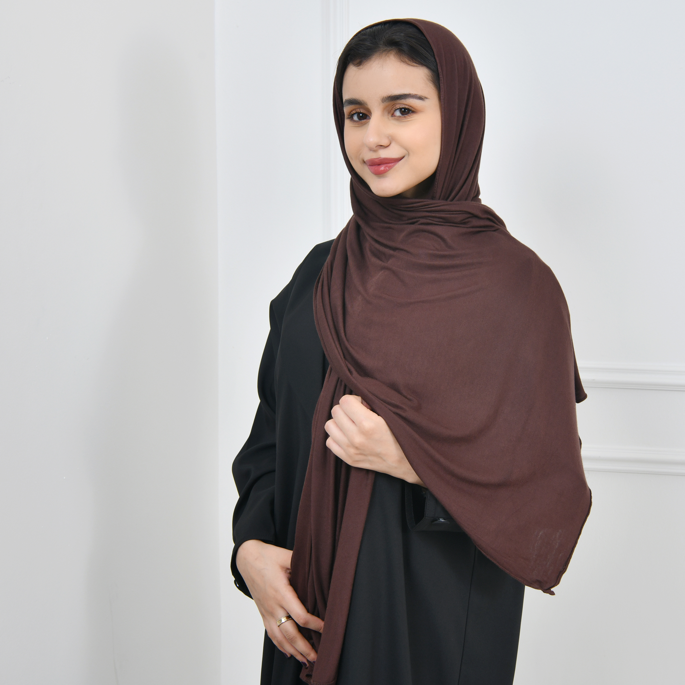  طرحه قطن بني داكن 