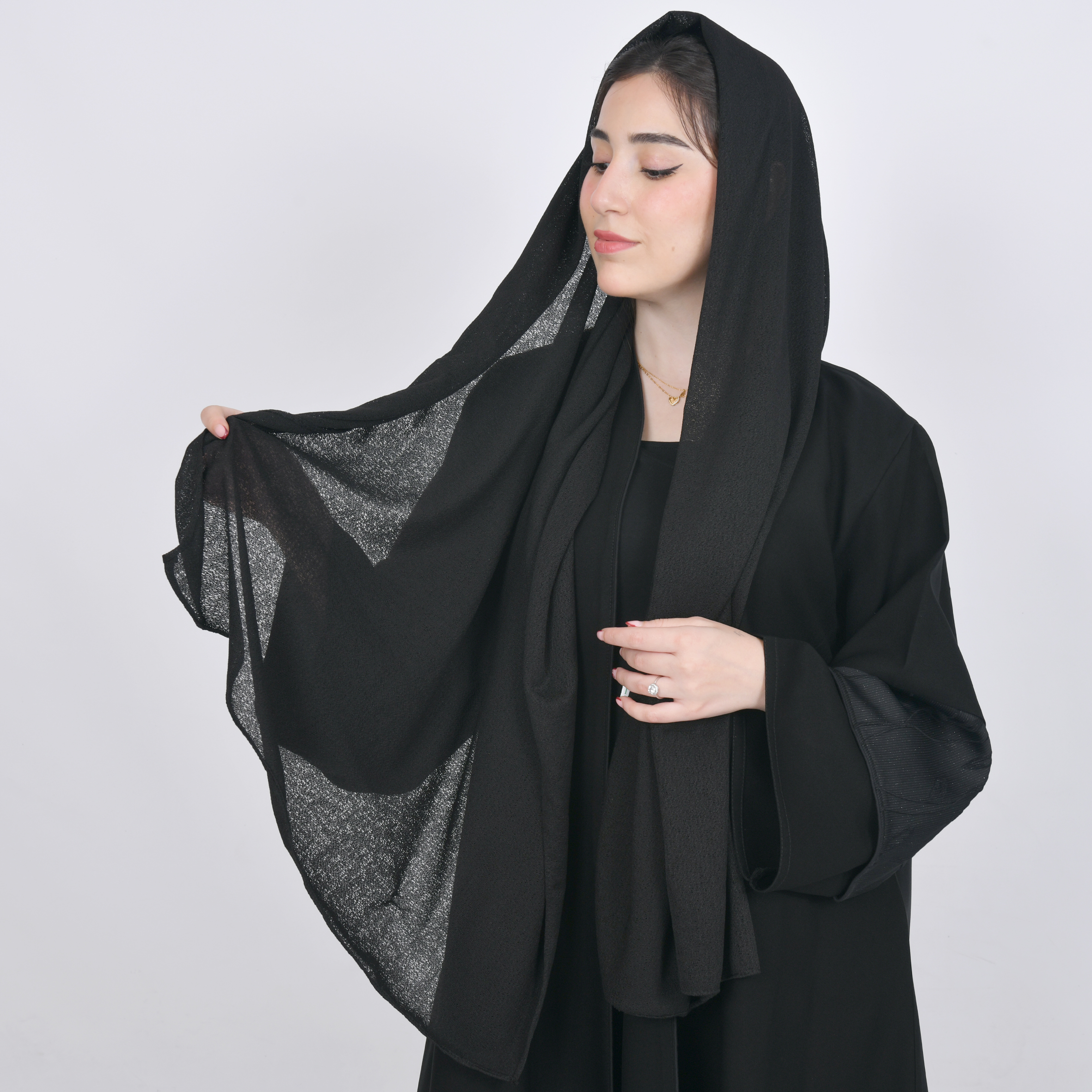  طرحه شاش بلون الاسود 