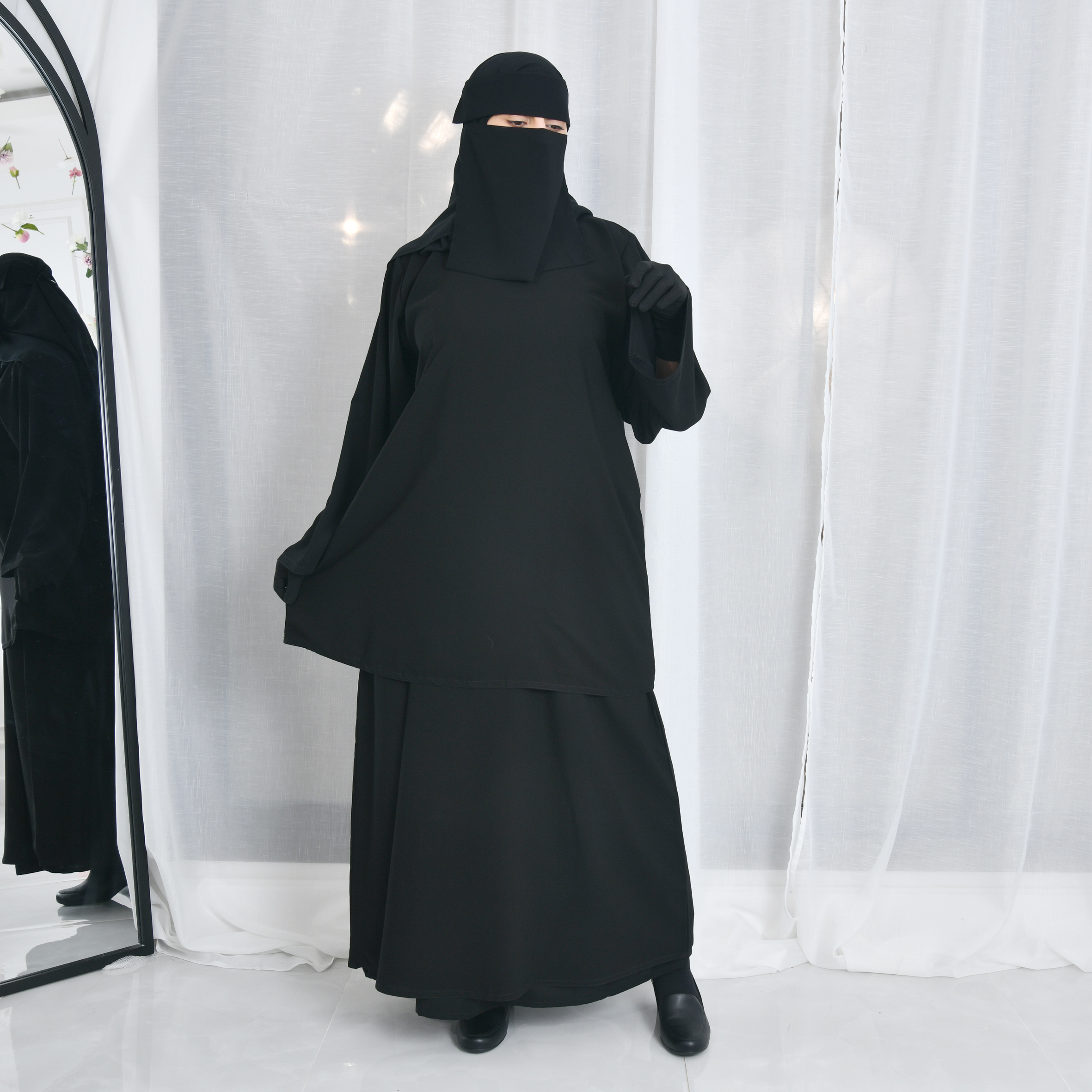  عباية كتف سادة بقطعتين متصلة 