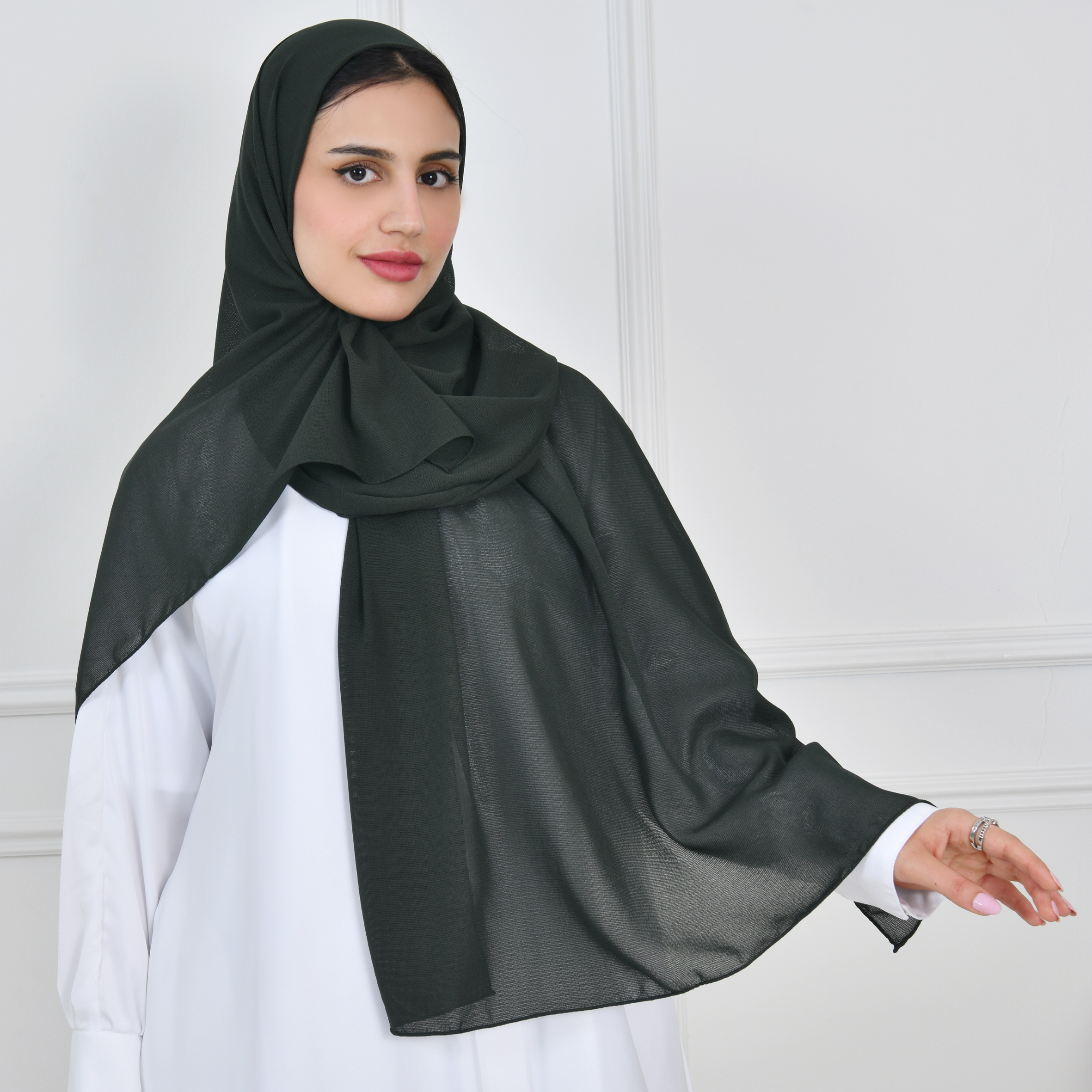  طرحه حرير ساده اخضر زيتي  