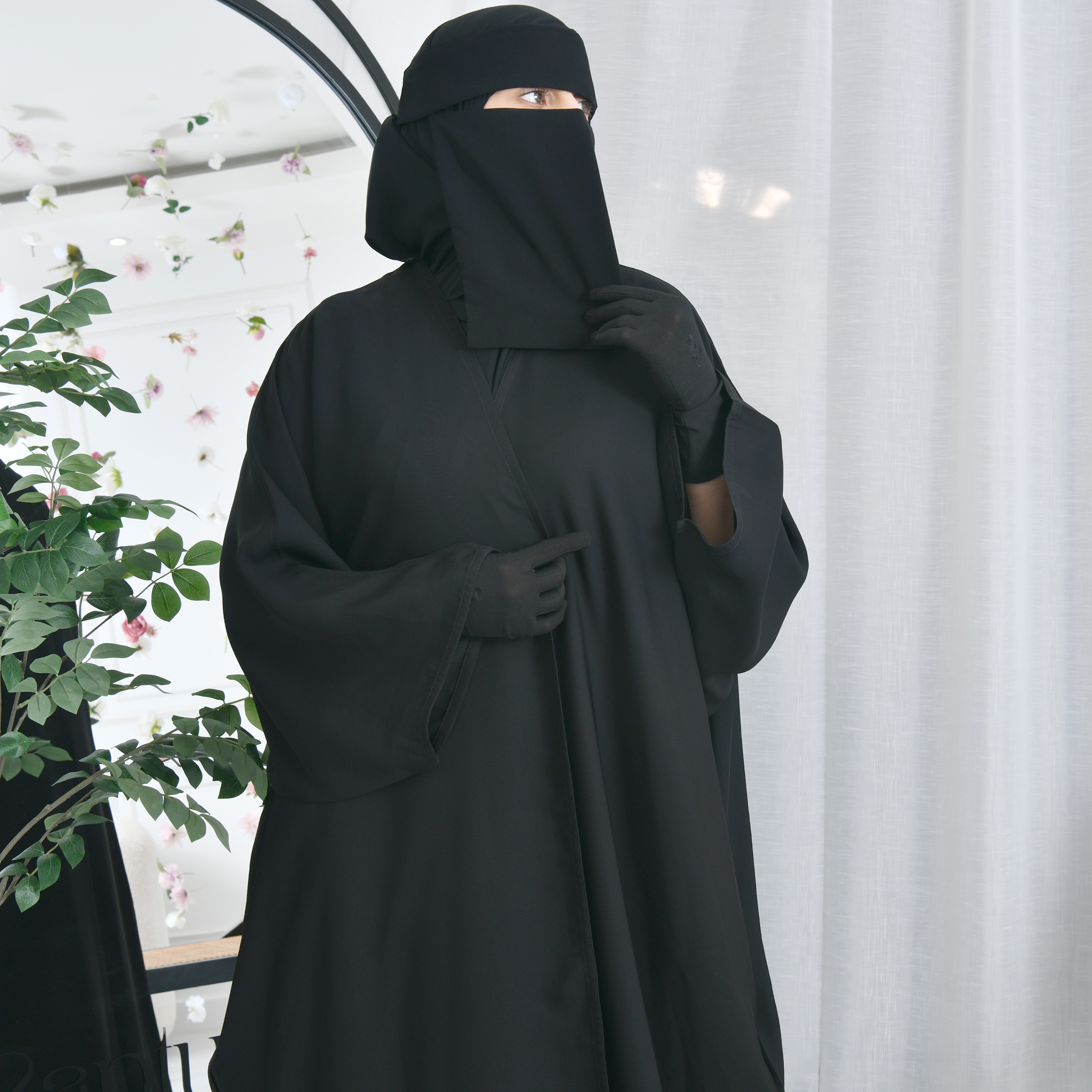  عباية كتف لف سادة ربع بشت بكم واسع 