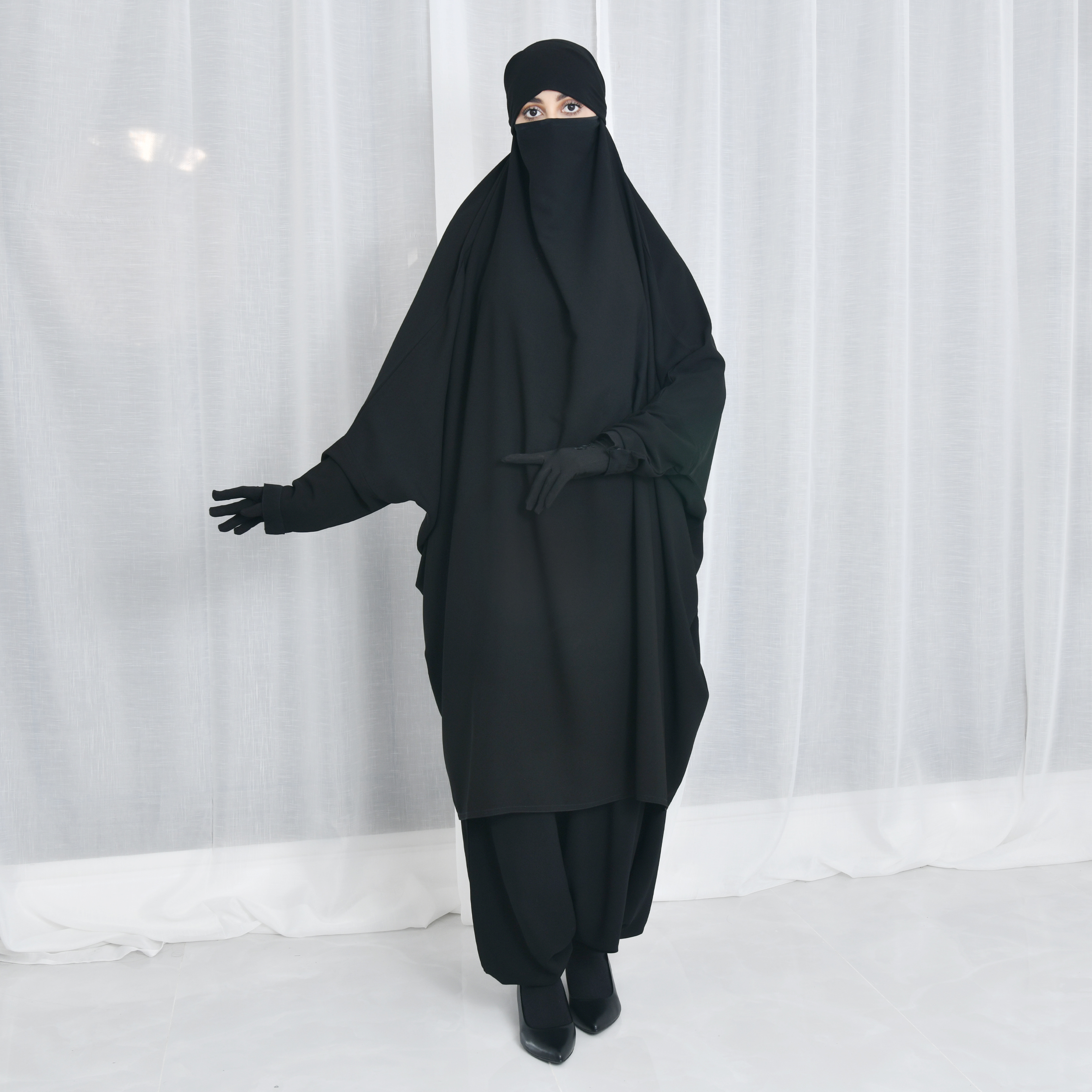  خمار بقطعتين عملي وواسع 