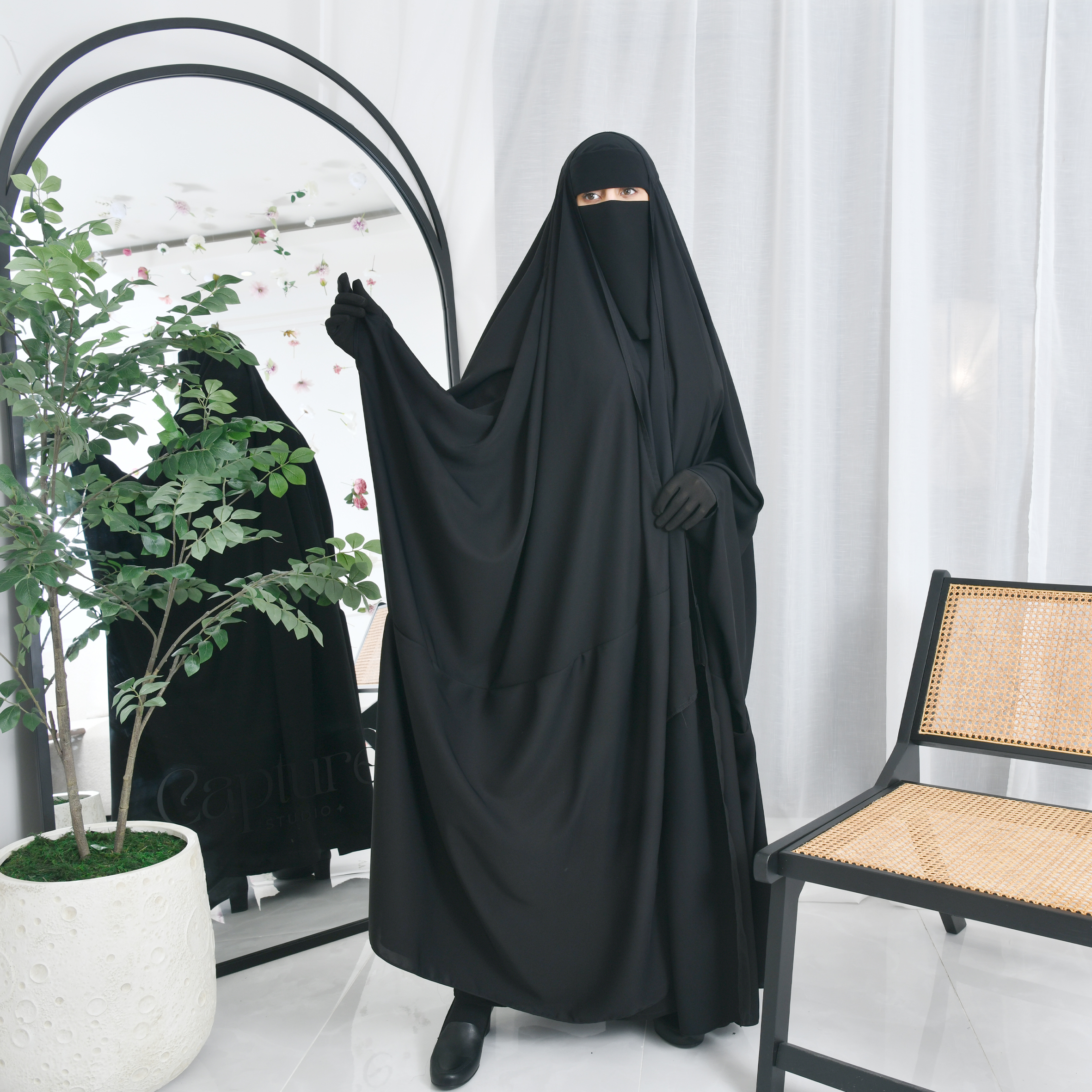  عباية راس لف خبانة من الوسط بقصة بشت بكم بفتحة اصبع 