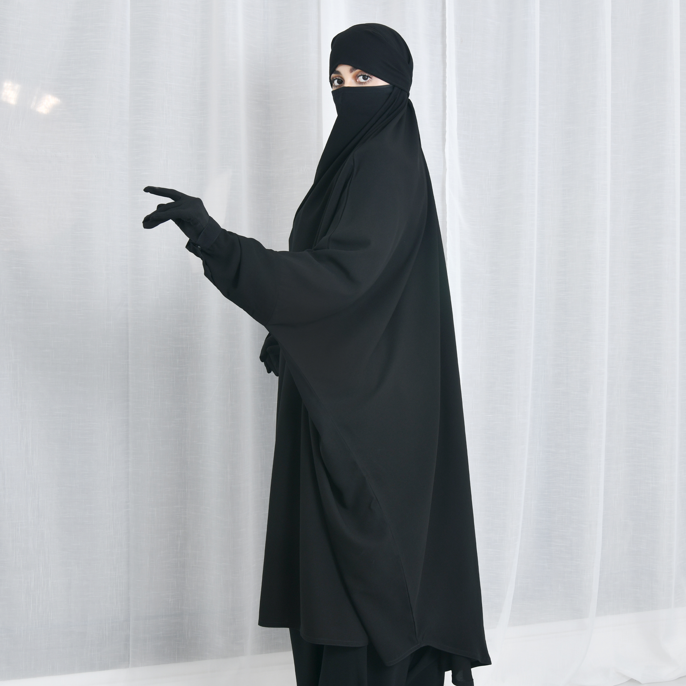 خمار بقطعتين عملي وواسع 