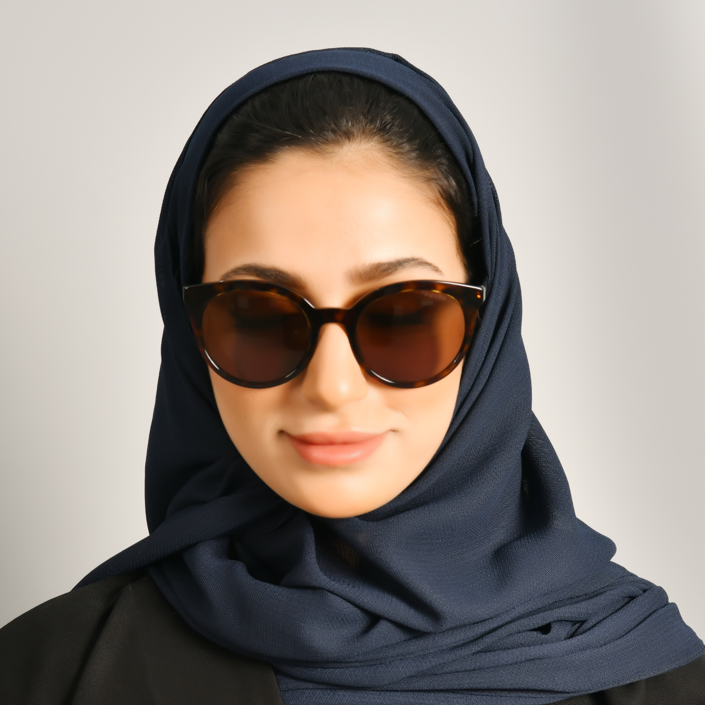  طرحه حرير كحلي غامق 