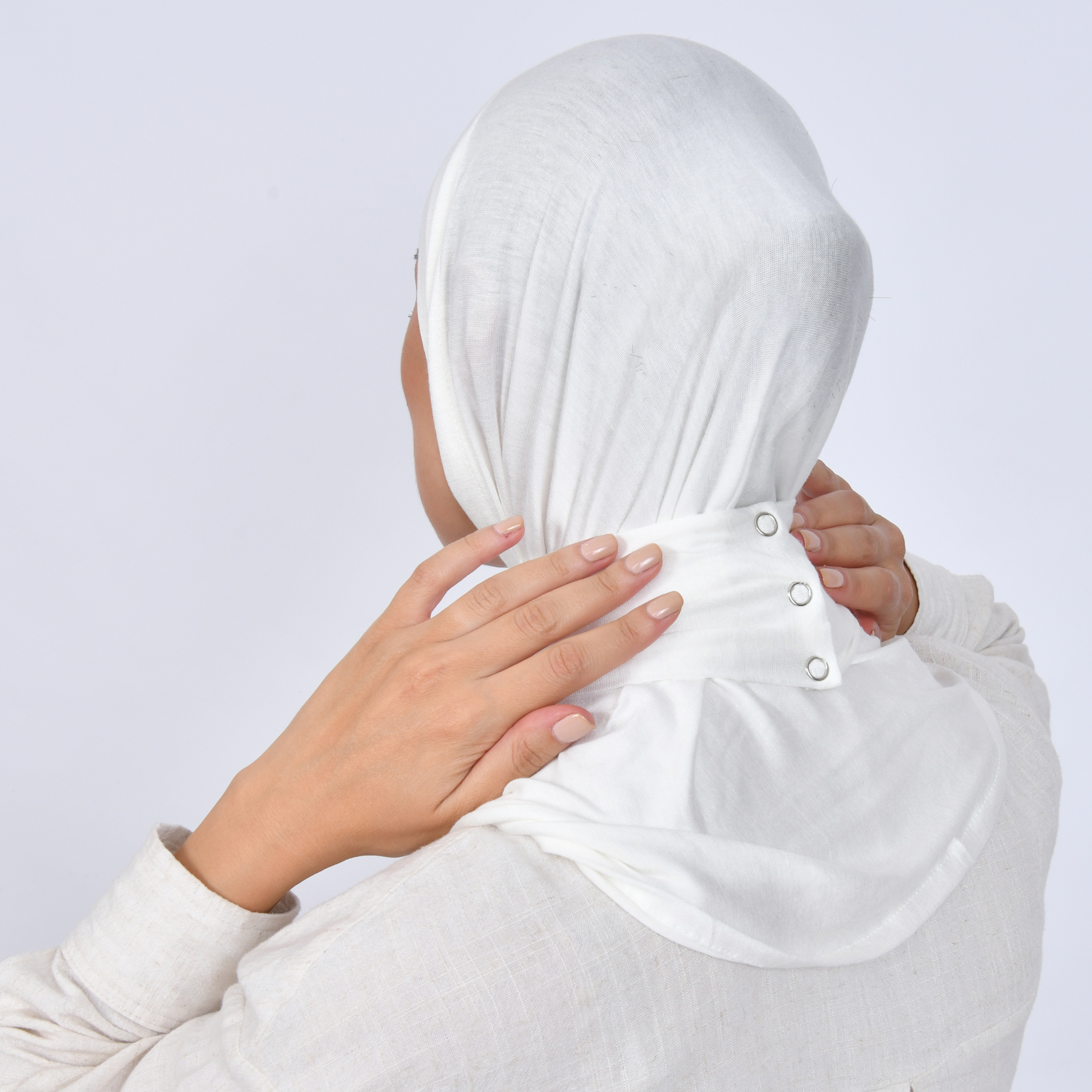  طرحة قطنية بطقطق - اوف وايت 