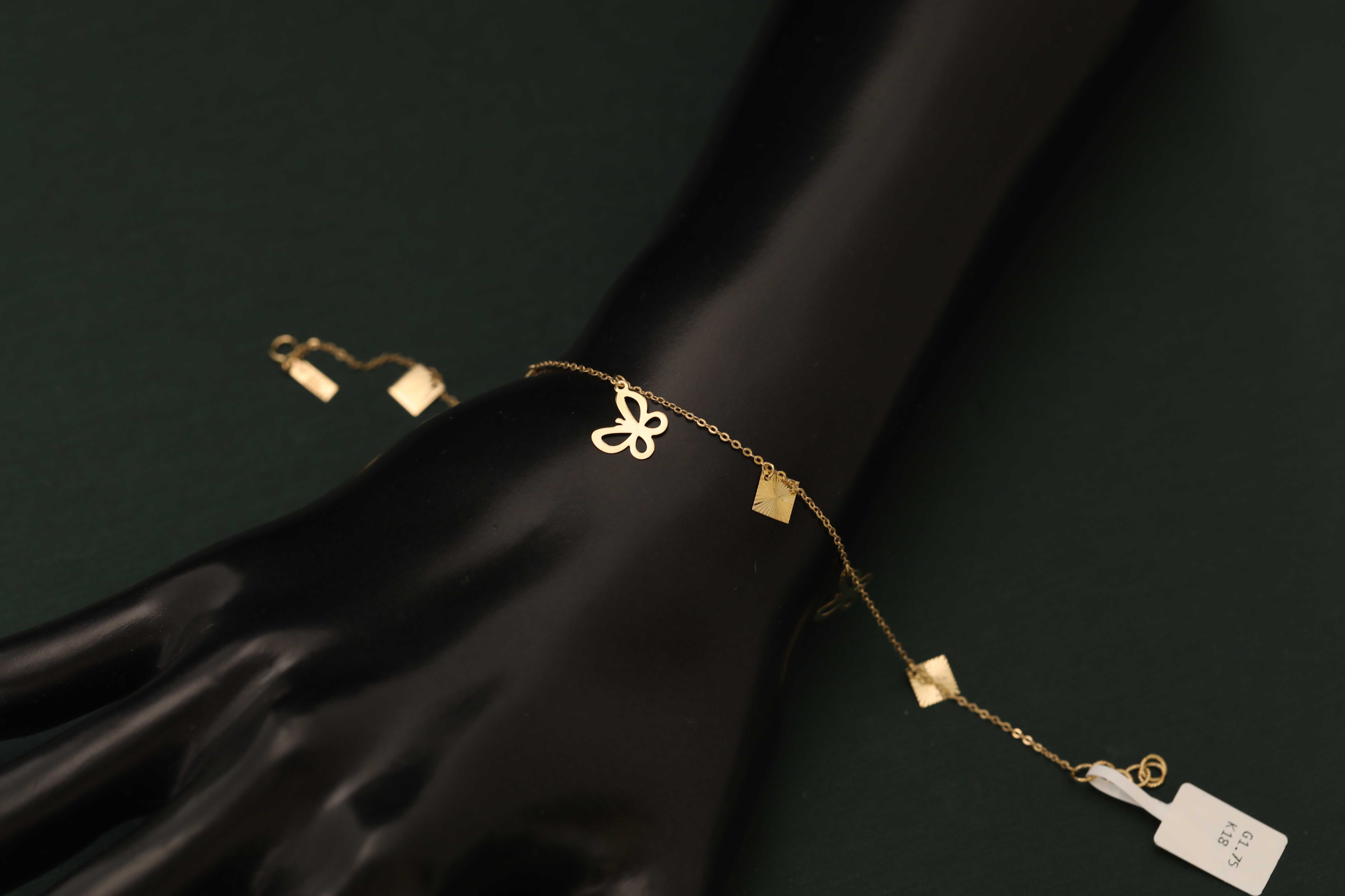 ذهب عيار 18