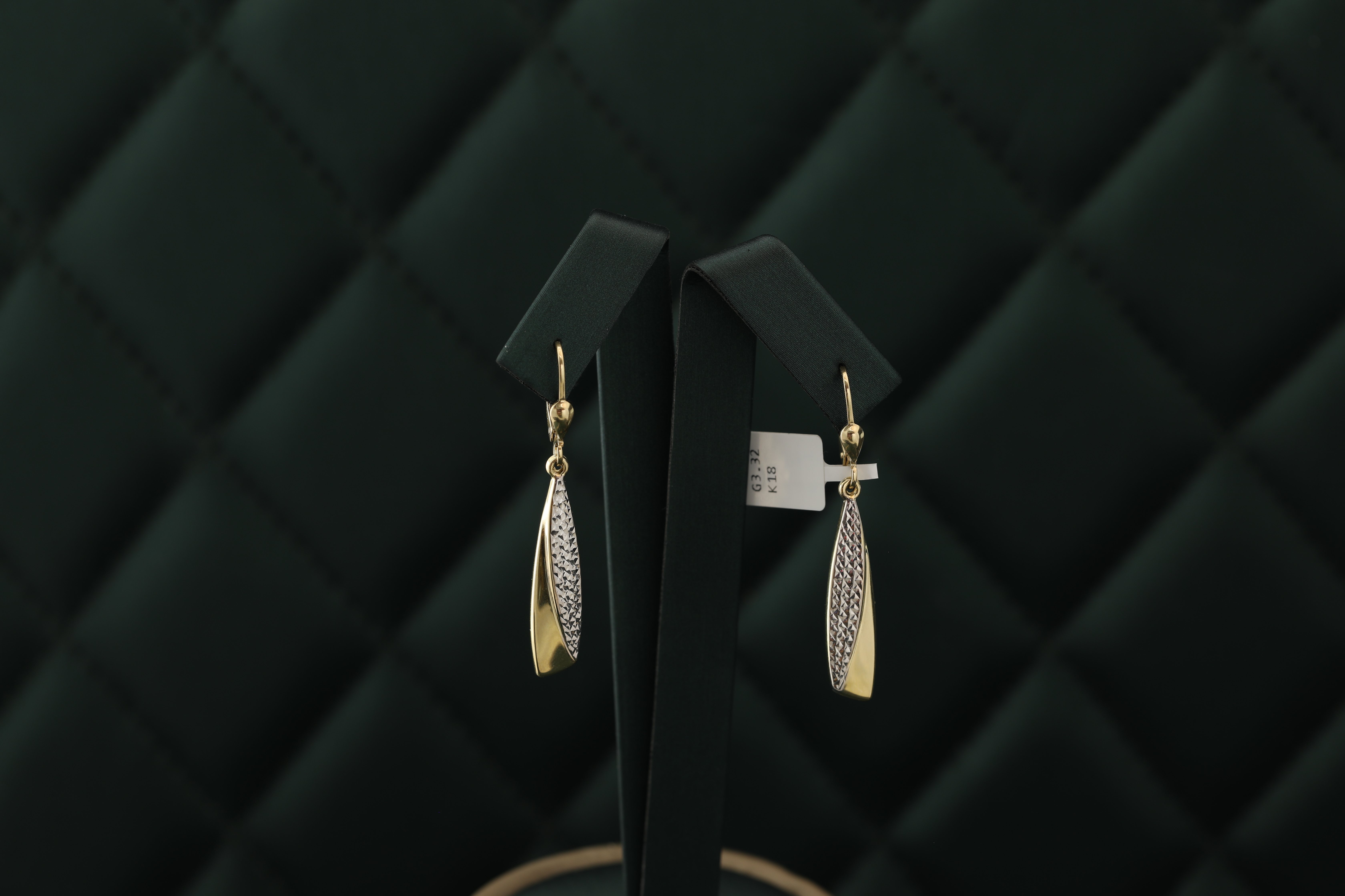  حلق ذهب عيار 18 