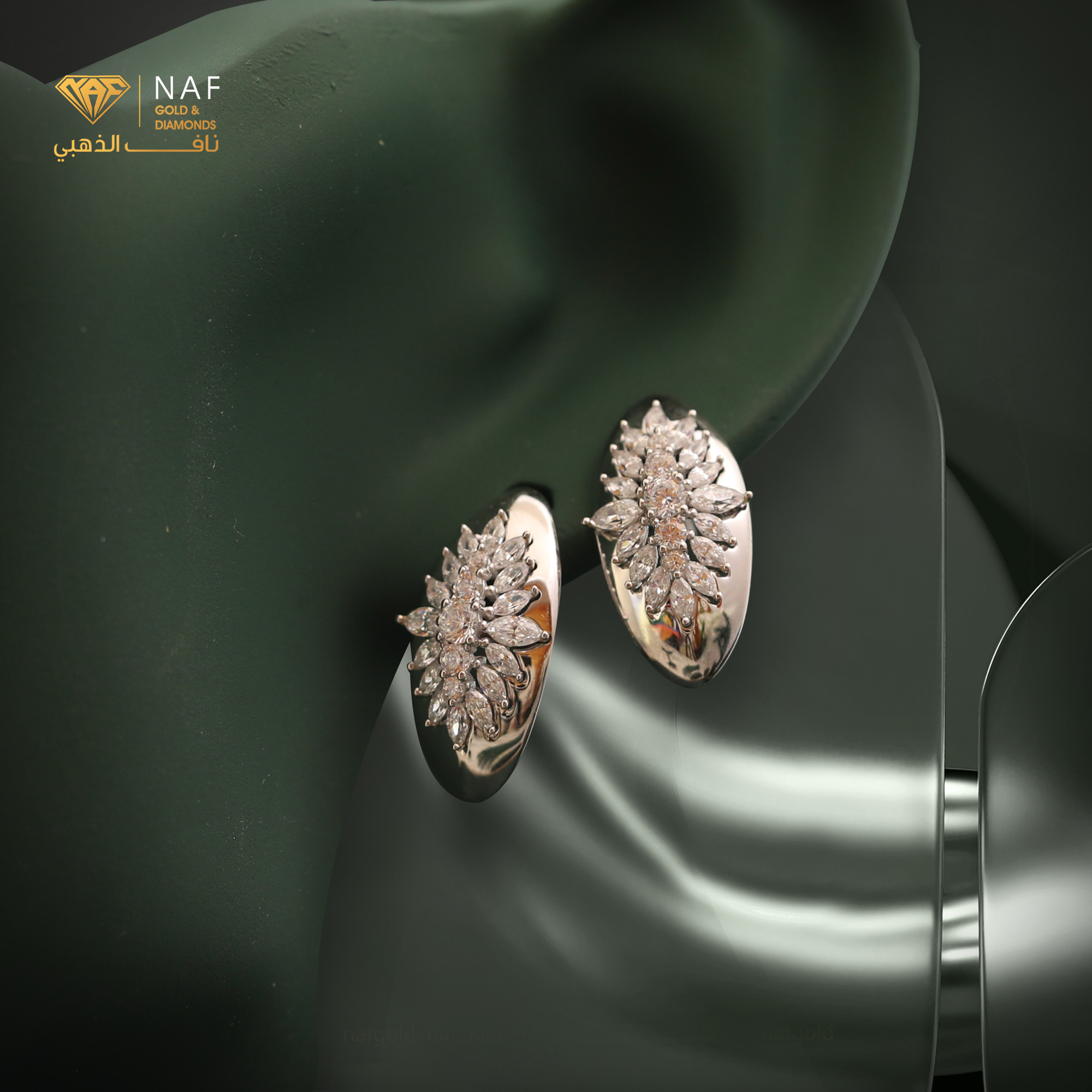 افضل حلق ذهب تصميم الماس عيار 18 بوزن 4.46 جرام من مجوهرات ناف الذهبي