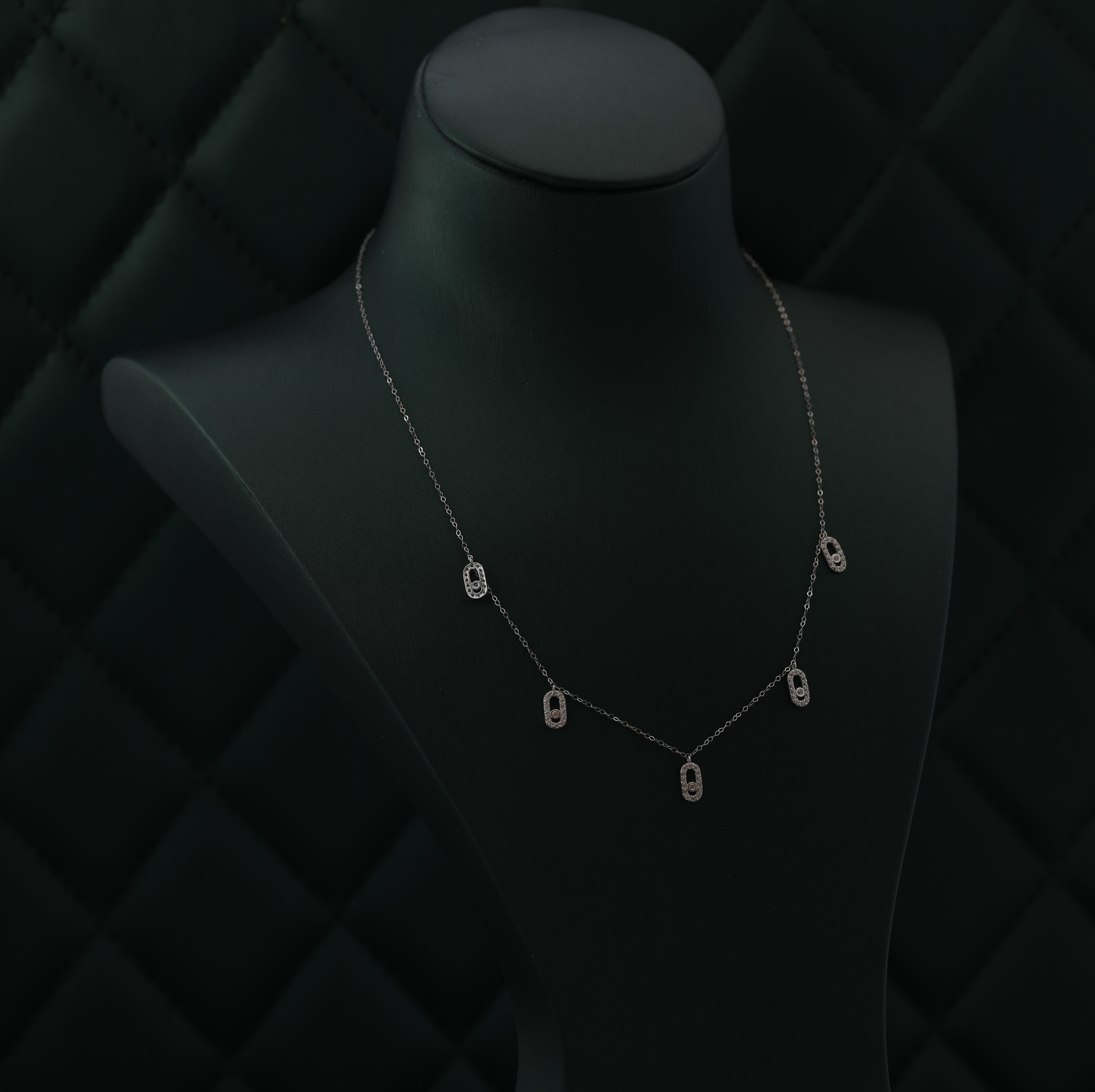 سعودية عقد ذهب  18 