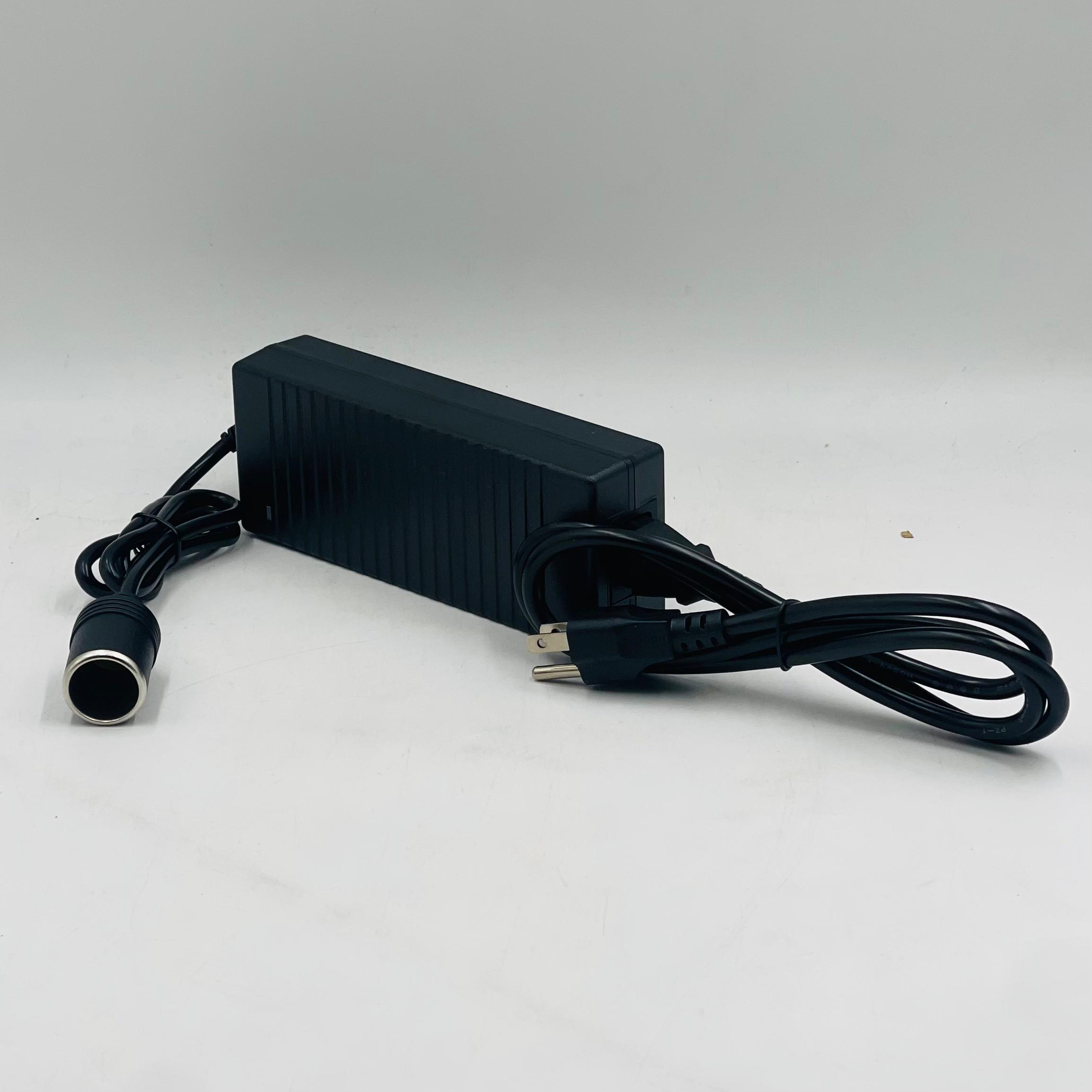  محول (من 220 الى 12 فولت) 