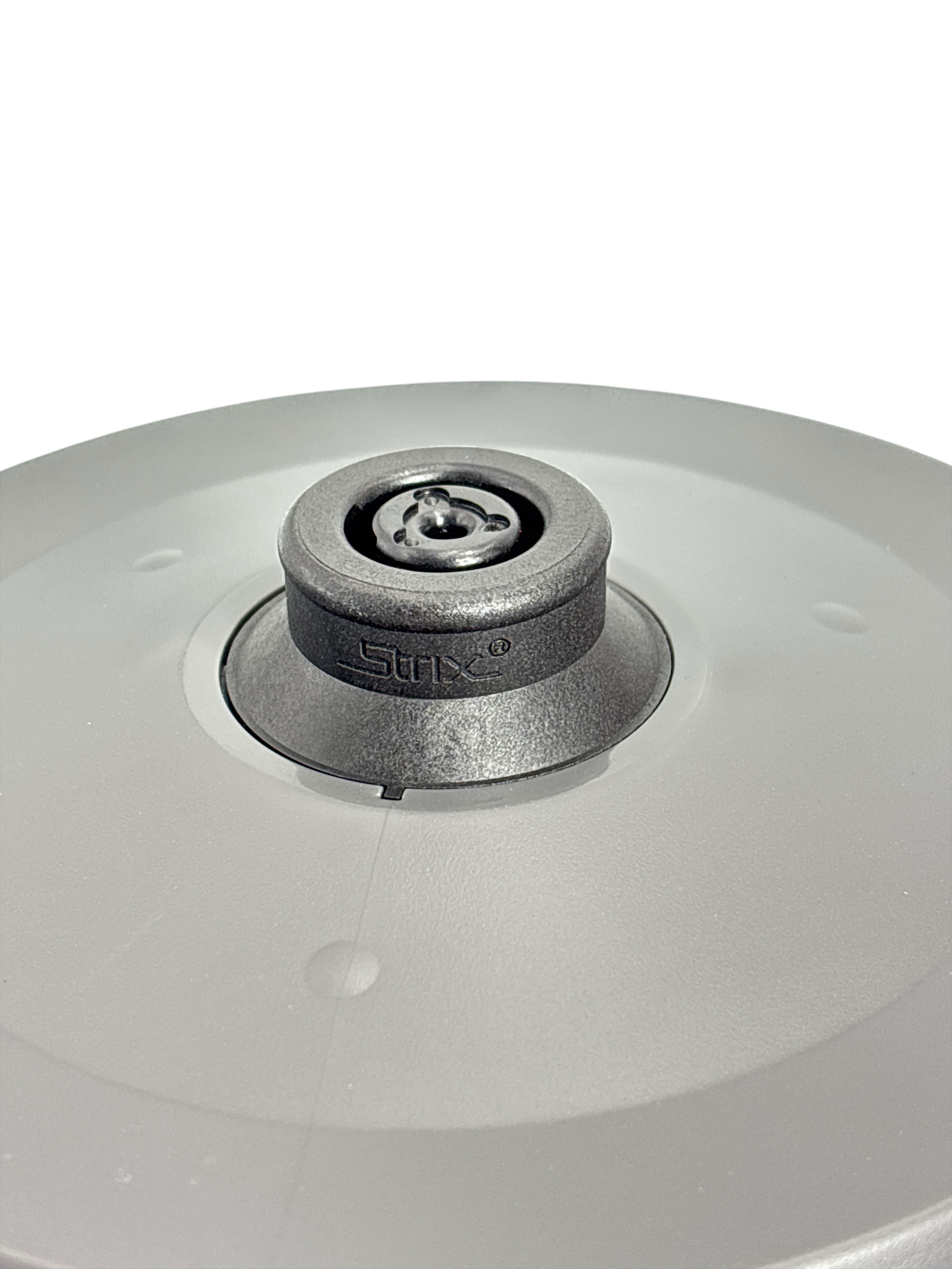  غلاية وهاج 1200w بسعة 1.6 لتر بـ قاعدة strix الأصلية 