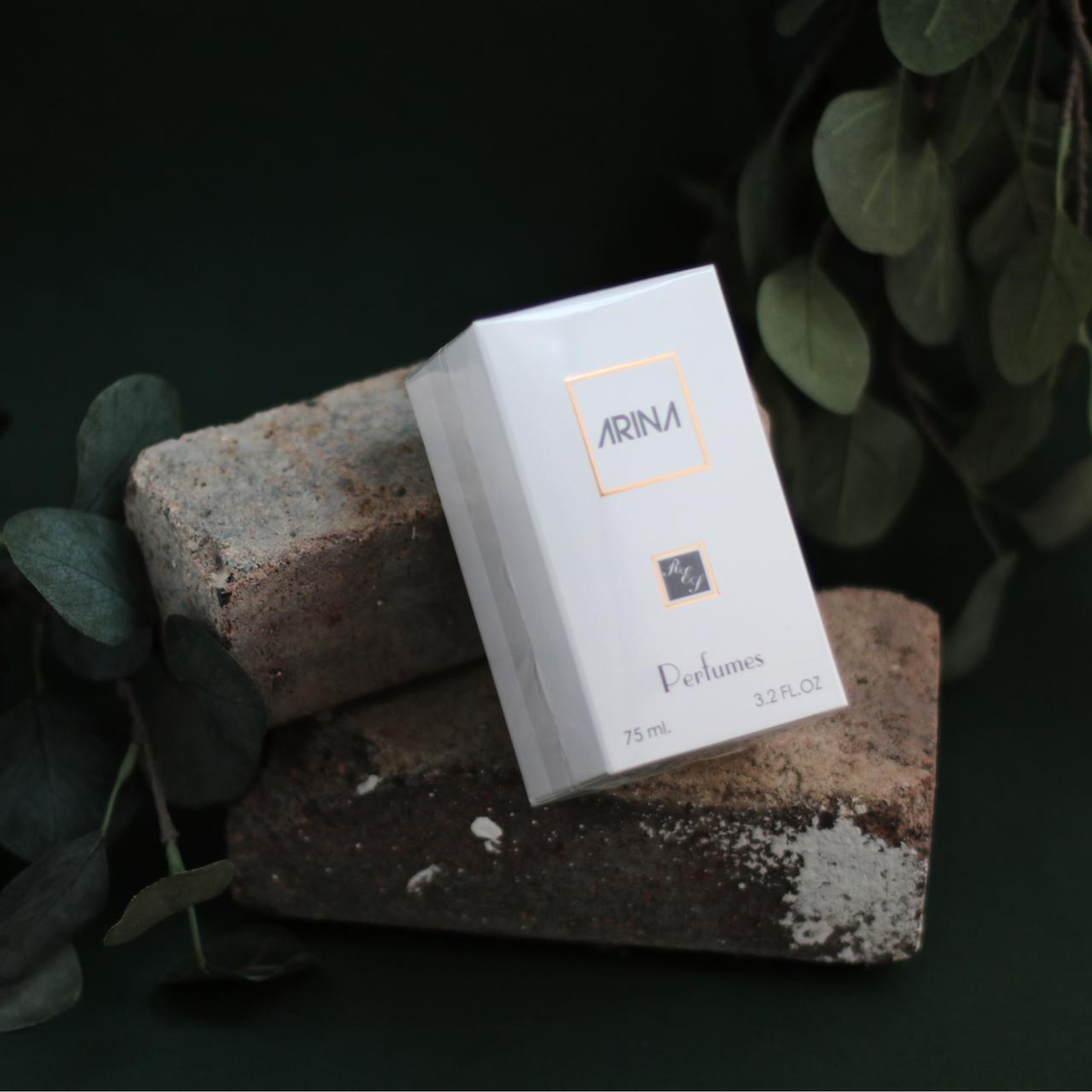 عطر ارينا