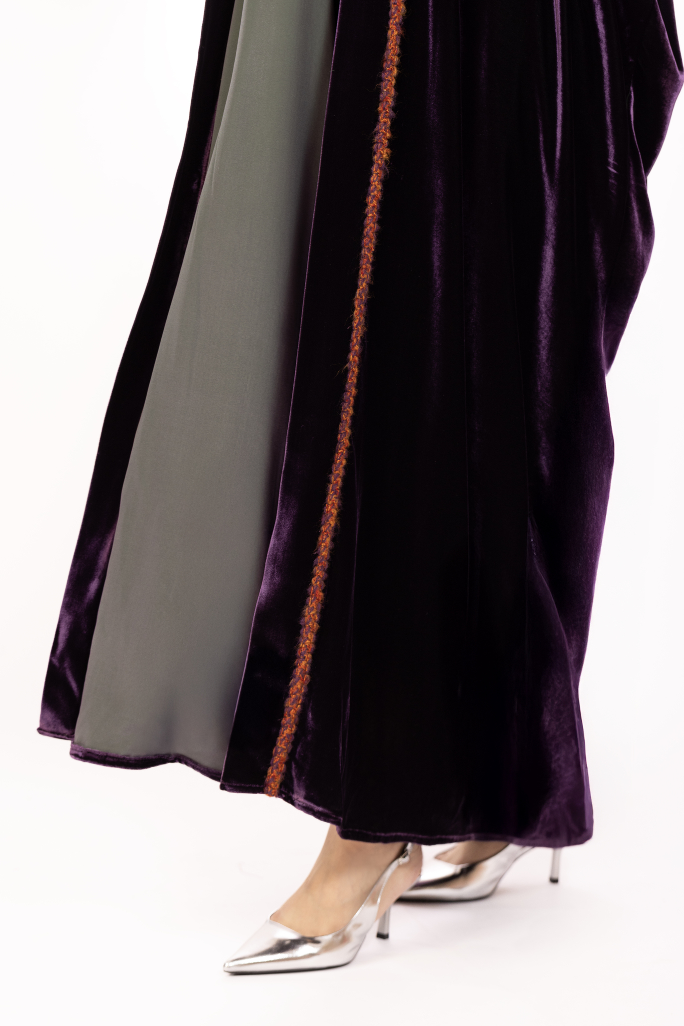 Electric Aubergine Flame Abaya