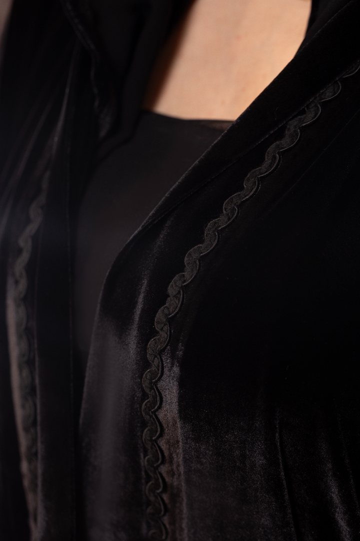 Midnight Wave Abaya 
