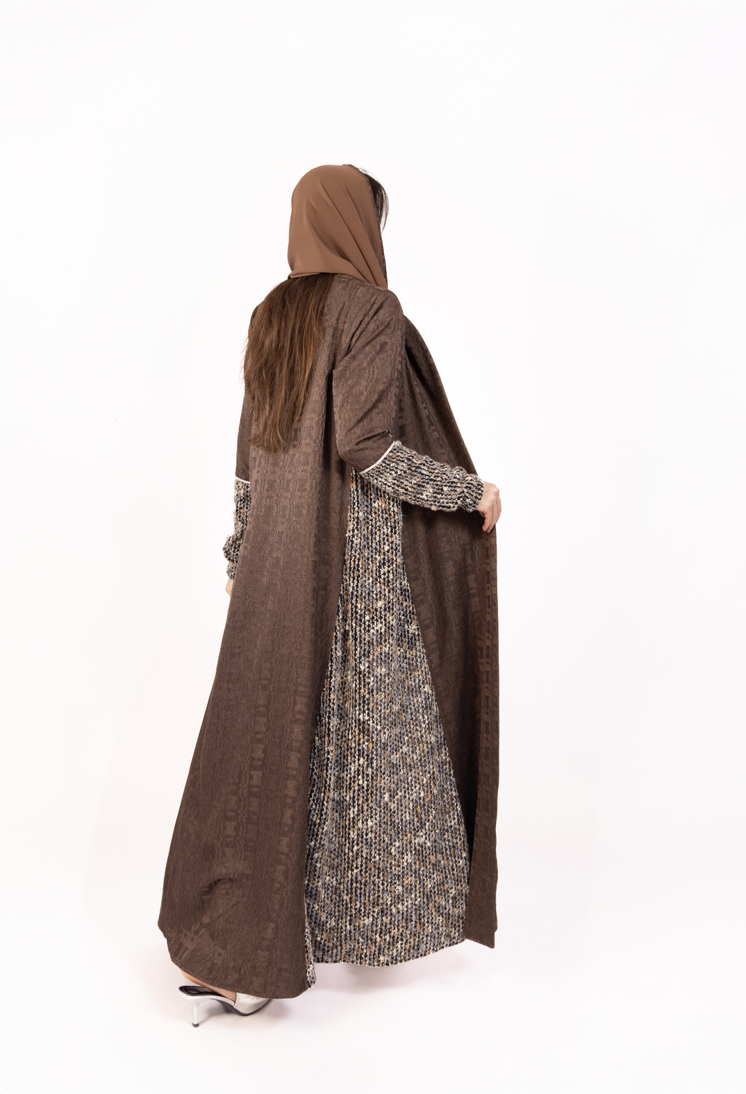 Gloves on Abaya 