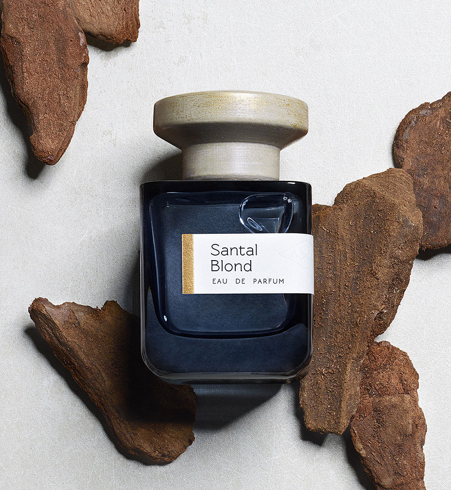 عطر سانتال بلوند من أتيليه ماتيري