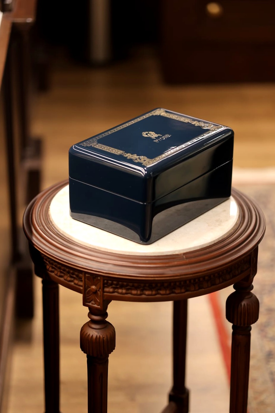  صندوق فاخر كحلي من بي أو ون | Luxury Navy Blue Box By Po ONE 