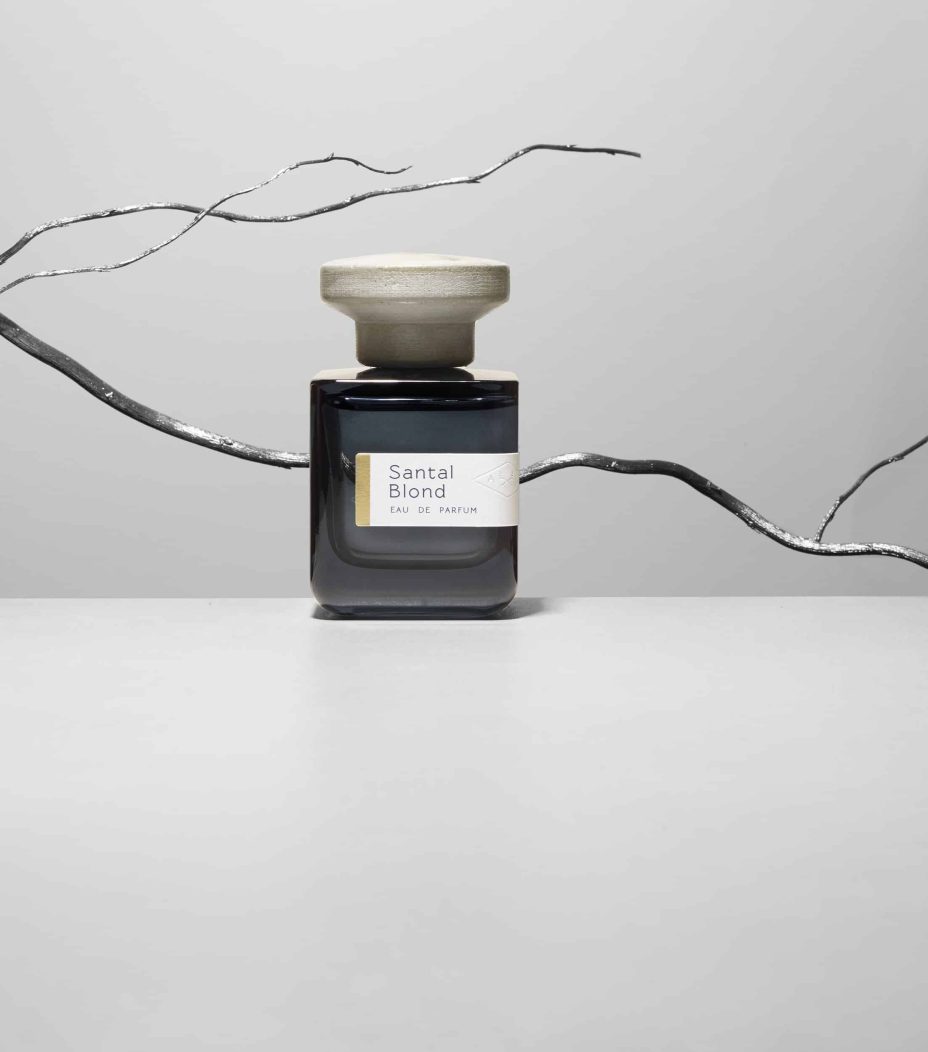 عطر سانتال بلوند من أتيليه ماتيري