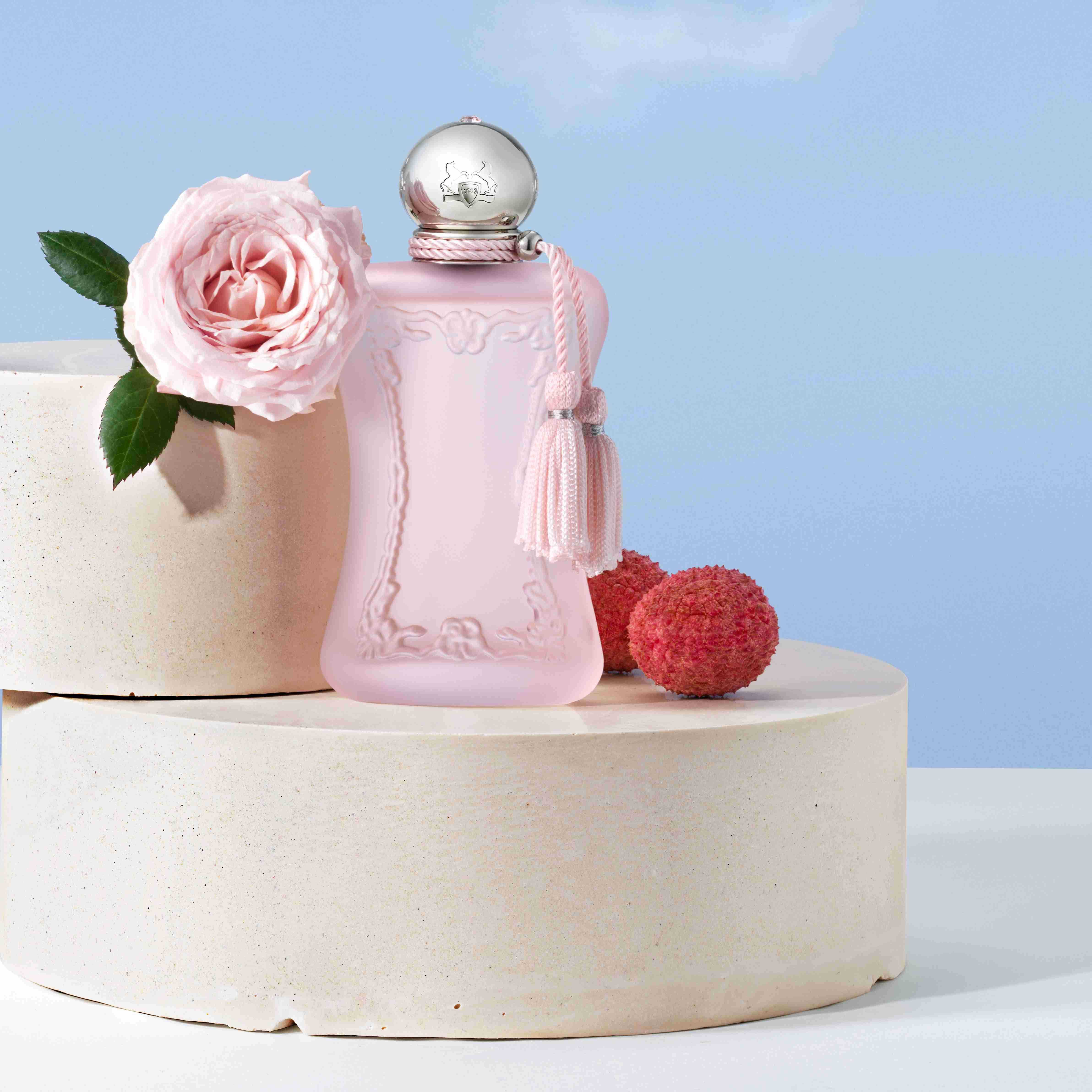  عطر ديلينا لا روزي من دي مارلي 