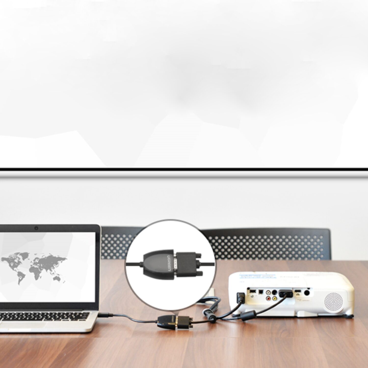  محول HDMI إلى VGA بدون صوت من شركة UGREEN 