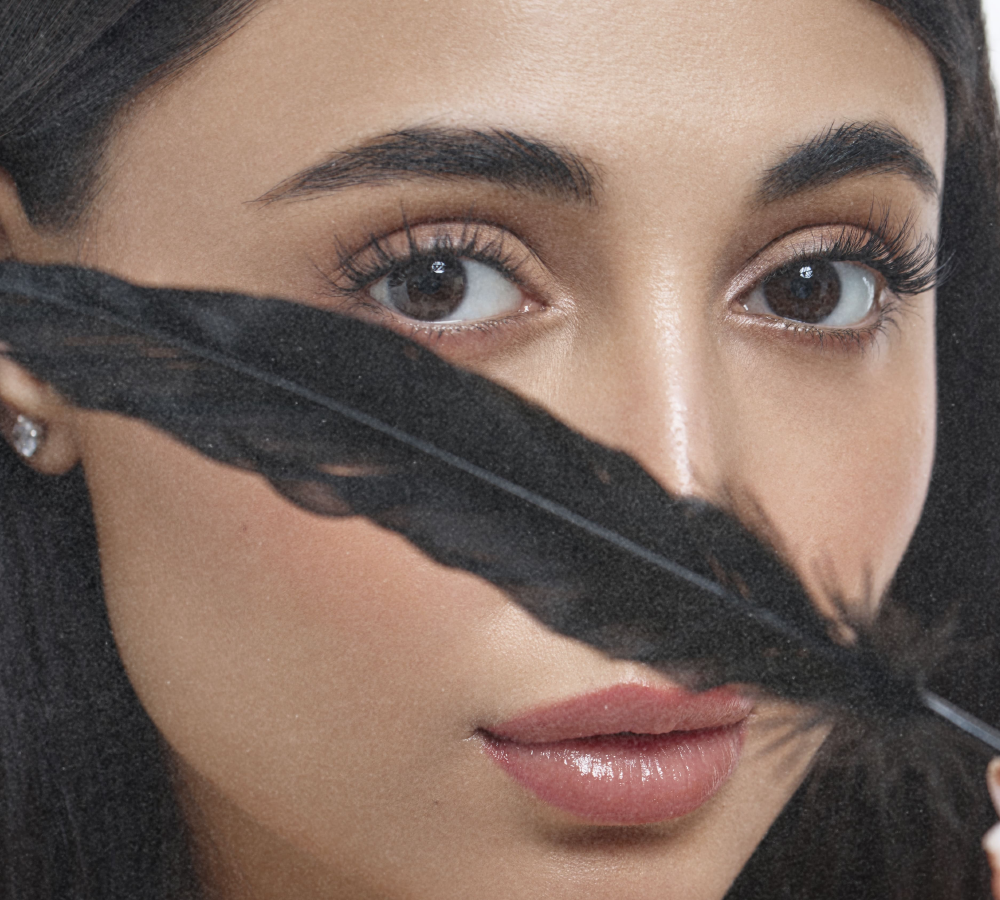 Effortless, natural and entirely yours  Lashes designed to fit your life — not complicated 