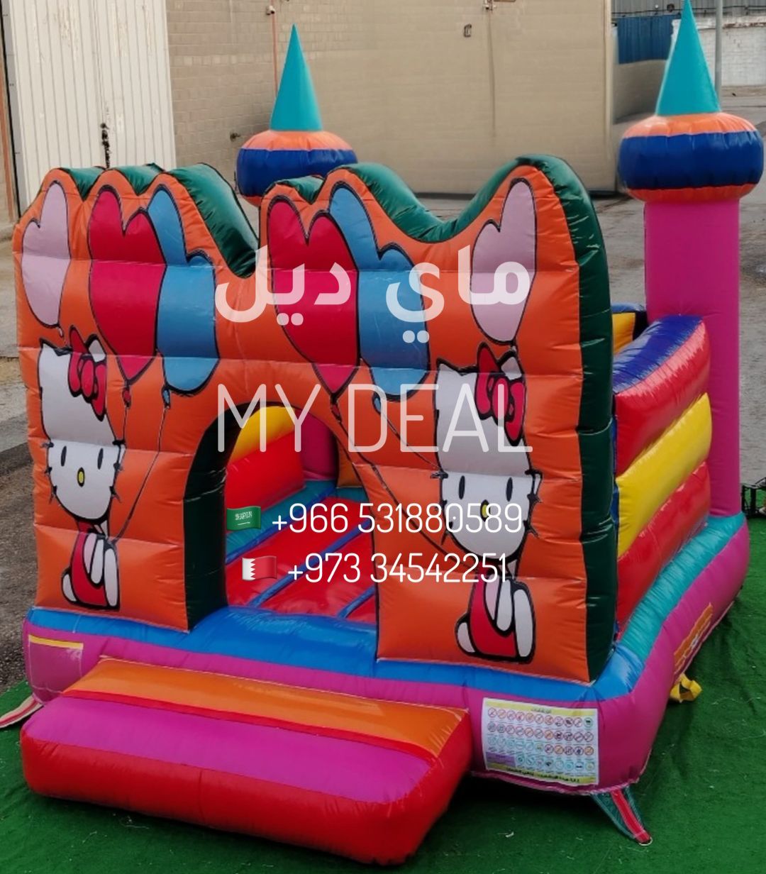 إيجار نطيطة هوائية كيتي بشخصية كبيرة مع مدخل ودرج كبير 3.50*3*3متر