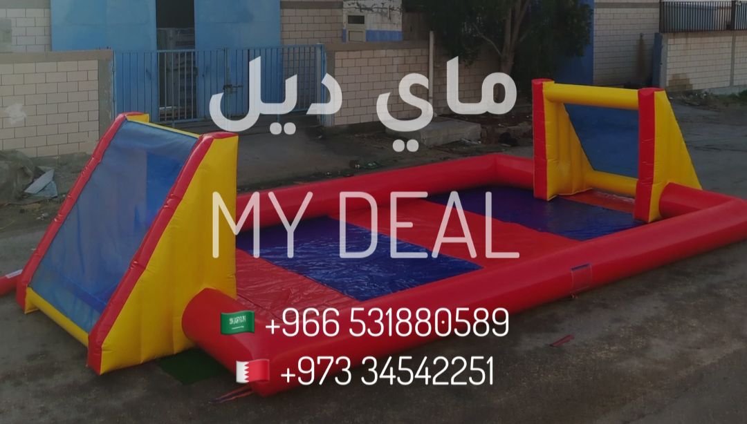 ملعب صابوني لون احمر وازرق  10*5 متر