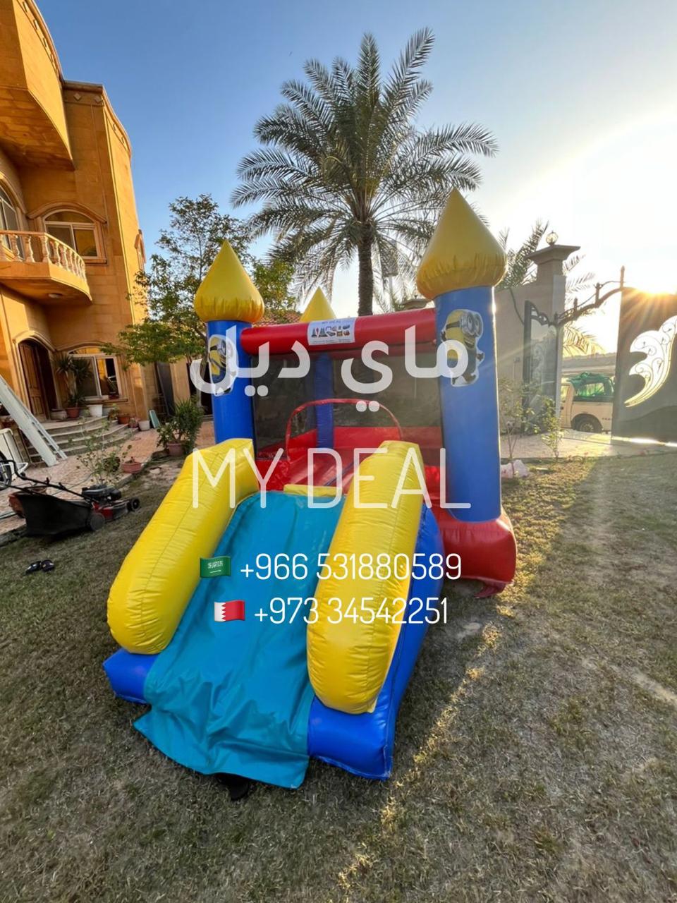 إيجار نطيطة مع زحليقة 4*2.50*2.50 متر شخصية مينيونز
