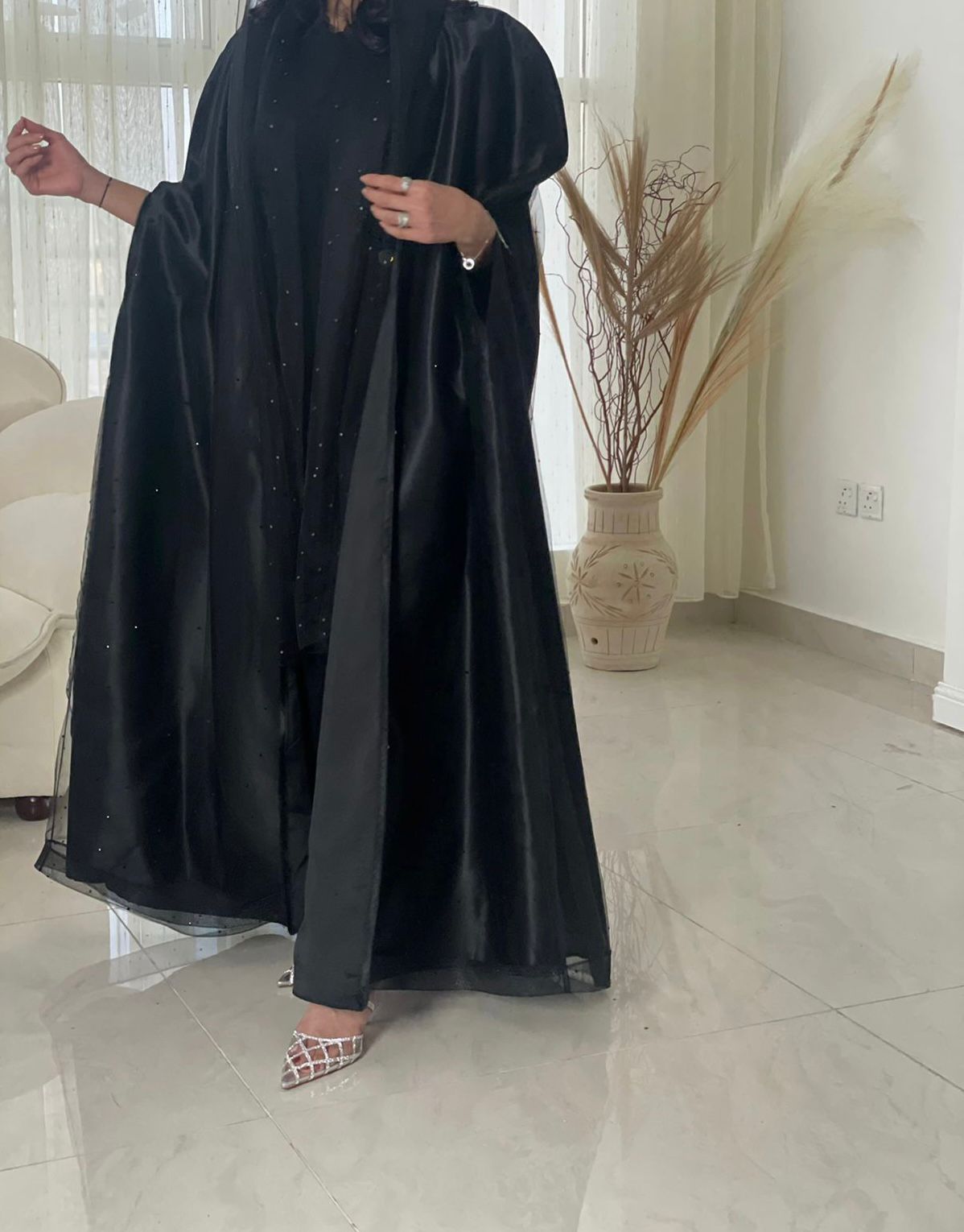 عباية تفته اسود