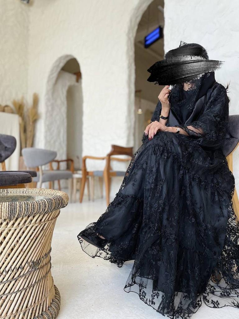 عبايه دانتيل