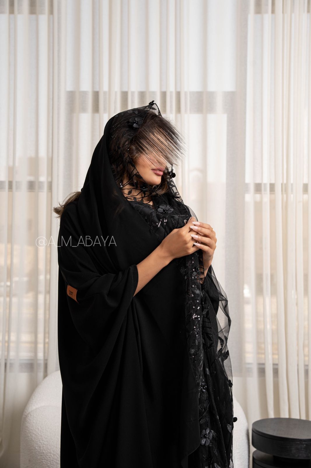 عباية كريب اسود