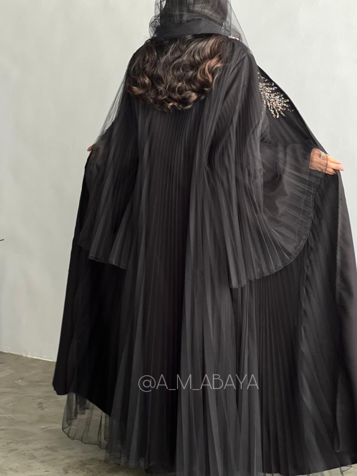 عبايه مناسبات