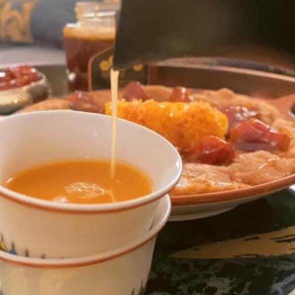 قهوة هناء السعودية — 1 كجم من عسل هناء