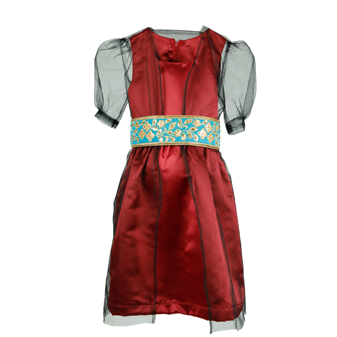traditional dress with blue belt for ramadan