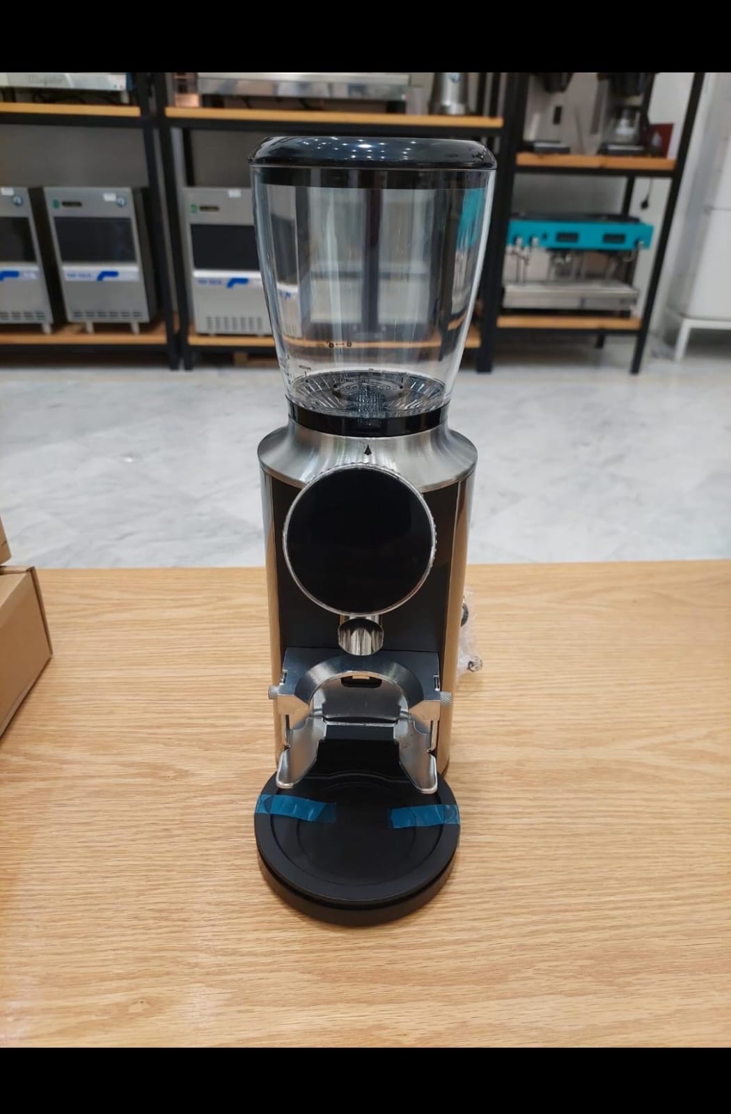 مطحنة قهوة v60