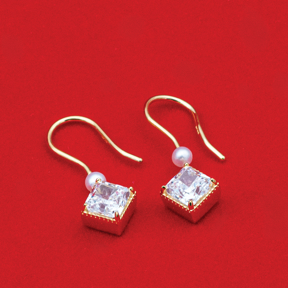  Amira Kite Motif Set Gold Collection  