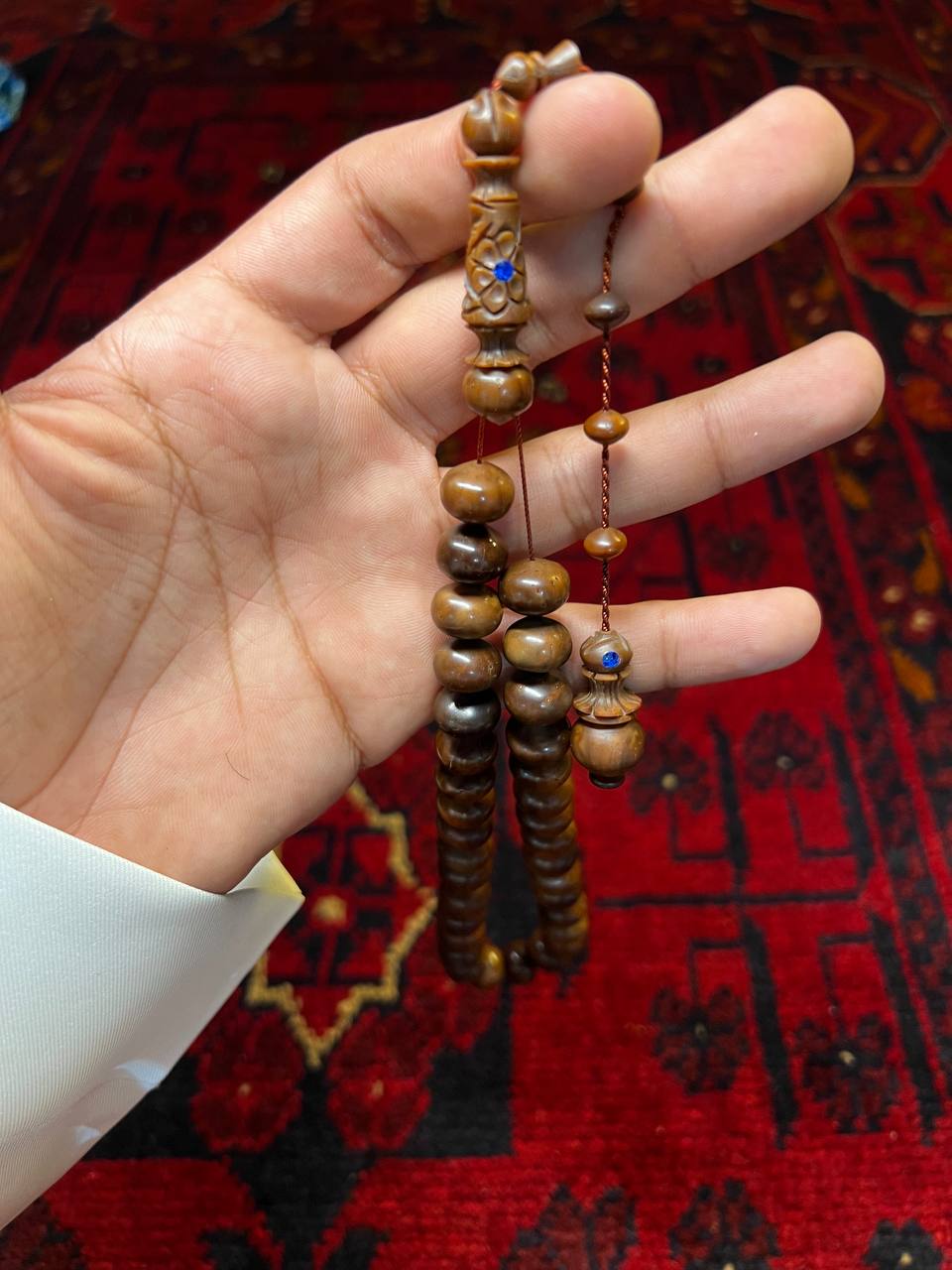 مسباح كوك طبيعي فاخر بخامة أصلية ومقاس 10×12 ملم عدد 33 خرزة