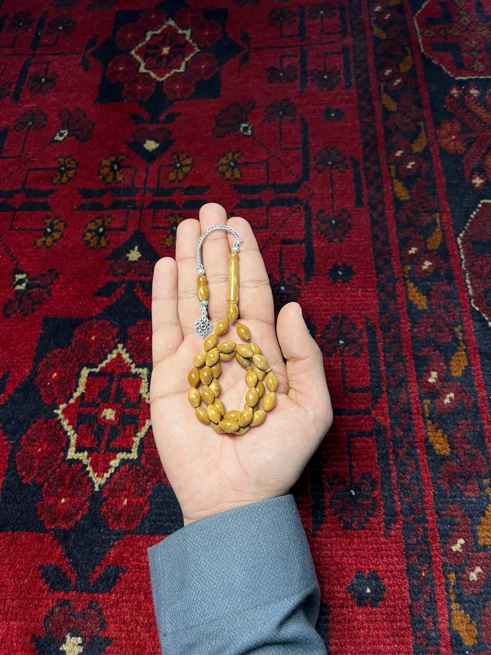 مسباح كوك طبيعي مع فضة عيار 925 مقاس 7.5×12 ملم عدد 33 خرزة