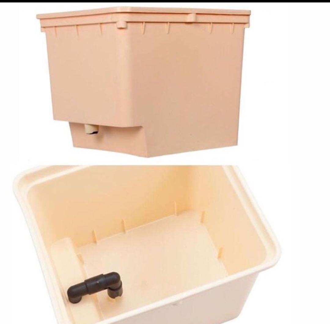 حوض زرع بلاستيك